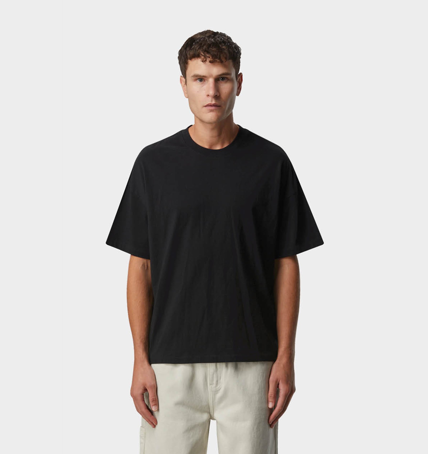 Lewi Crop Tee - Black