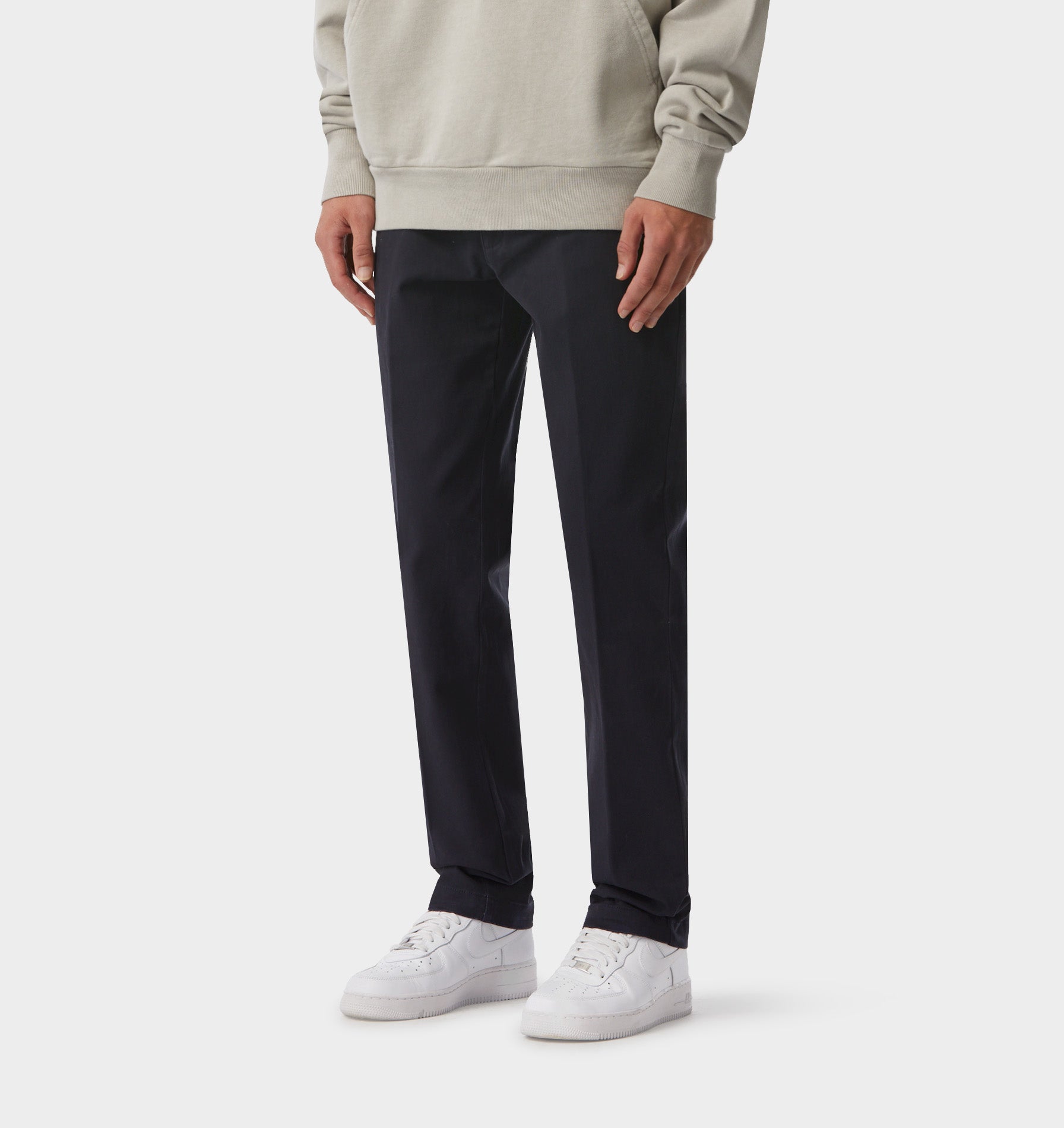 Nicholai Slim Chino - Navy