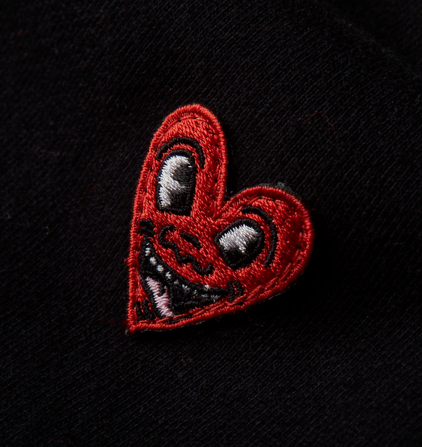 KH Heart Jonty Hood - Black
