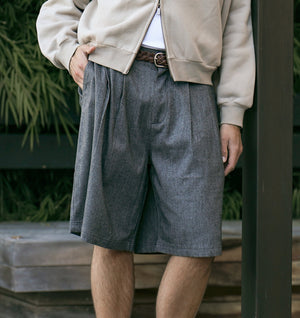 Alby Pleated Short - Grey Herringbone