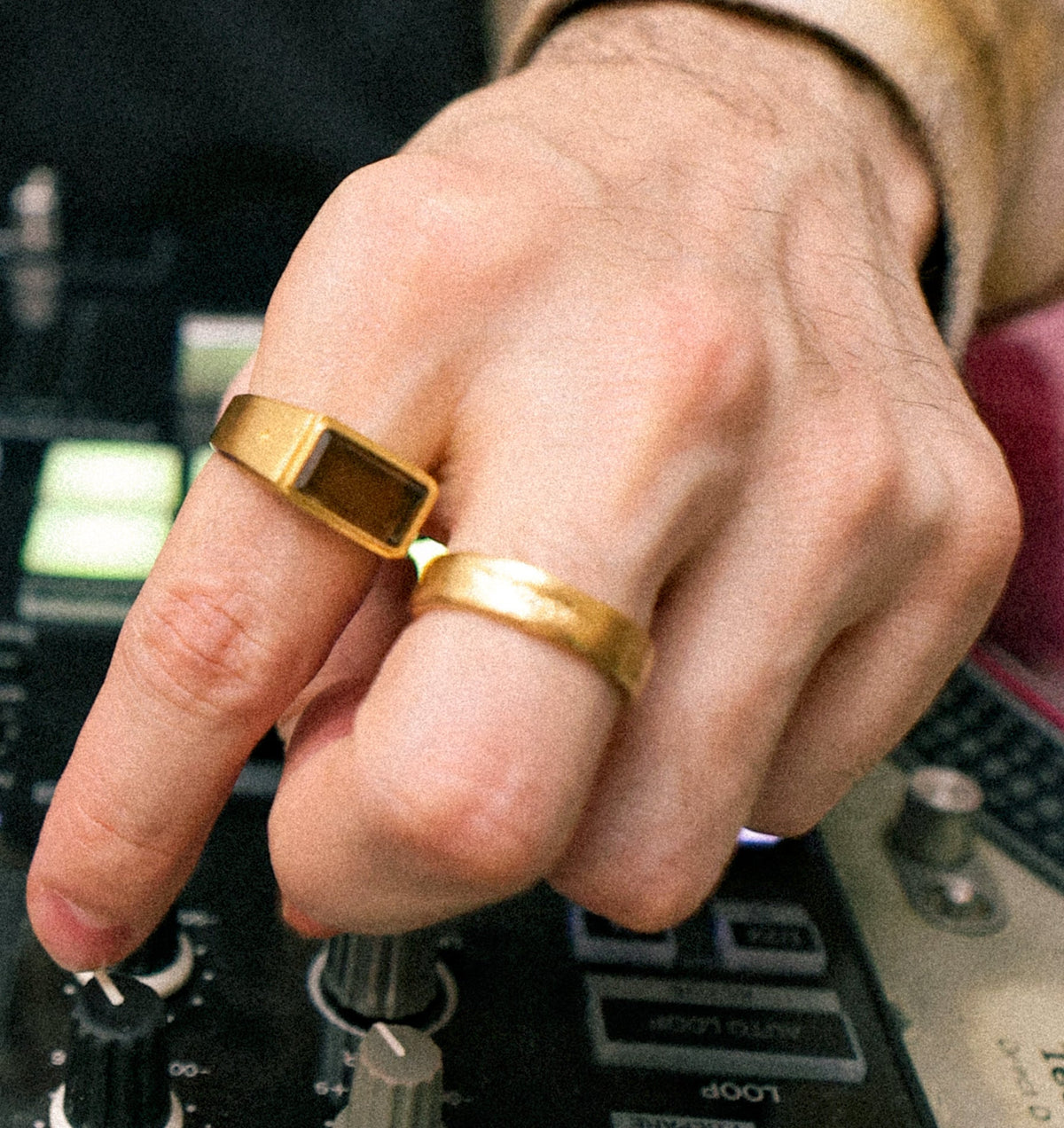 Smokey Quartz Signet Ring - 18K Hamilton