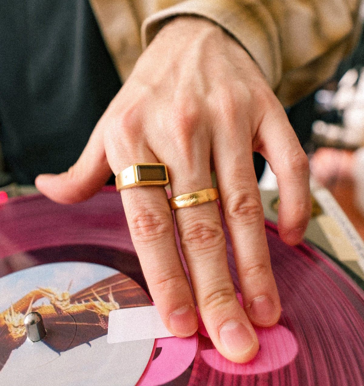 Warped Band Ring - 18K Hamilton