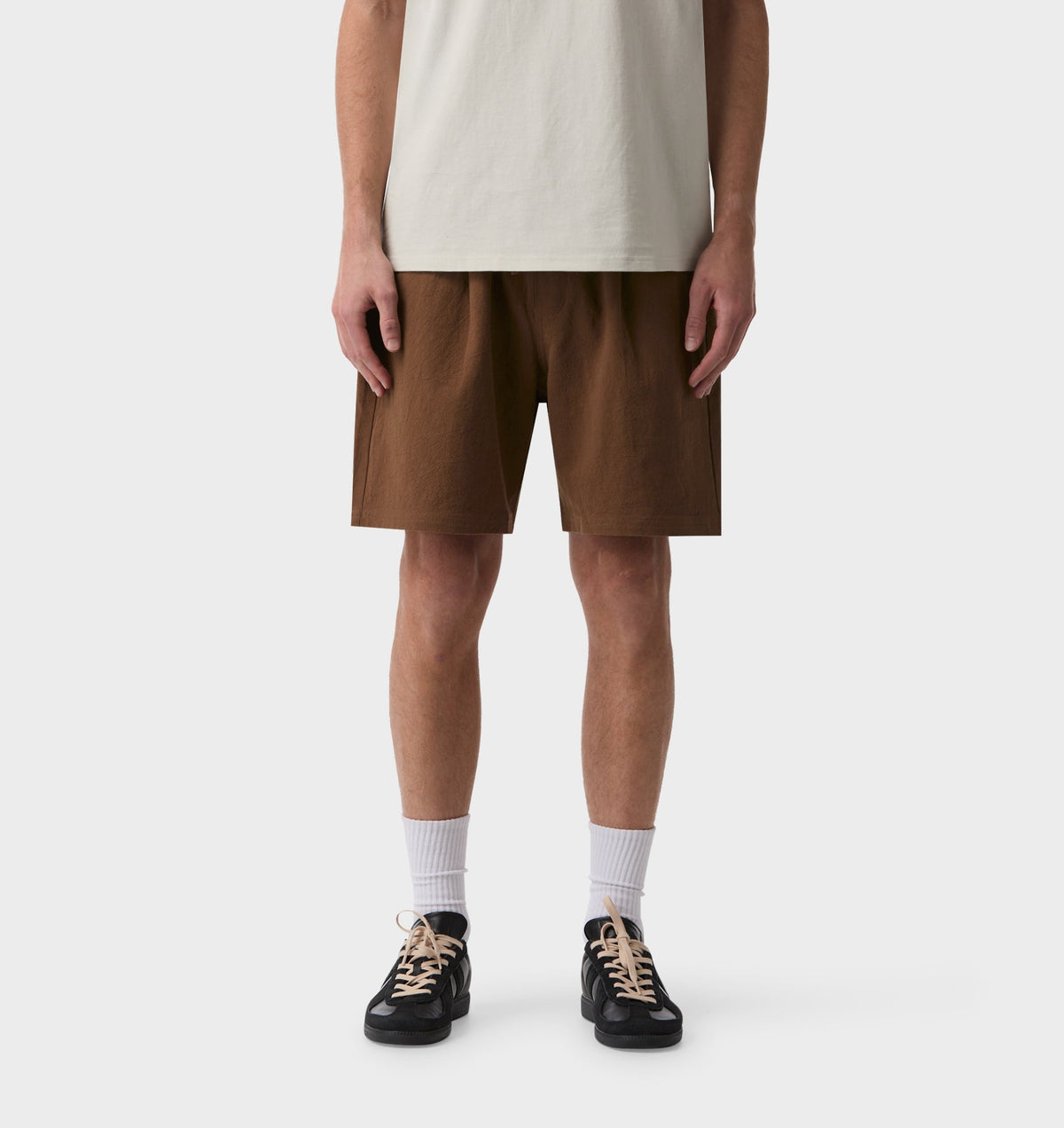 Linen Michael Pleat Short - Coffee Bean