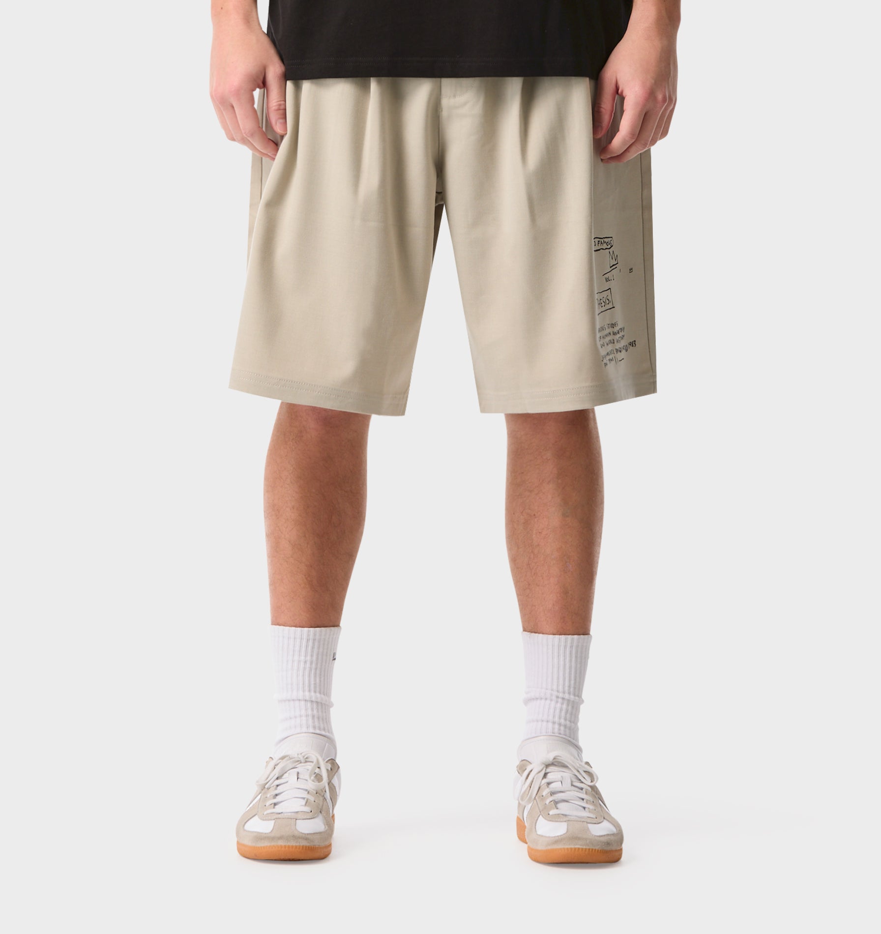 Basquiat Scribble Alby Pleat Short - Stone