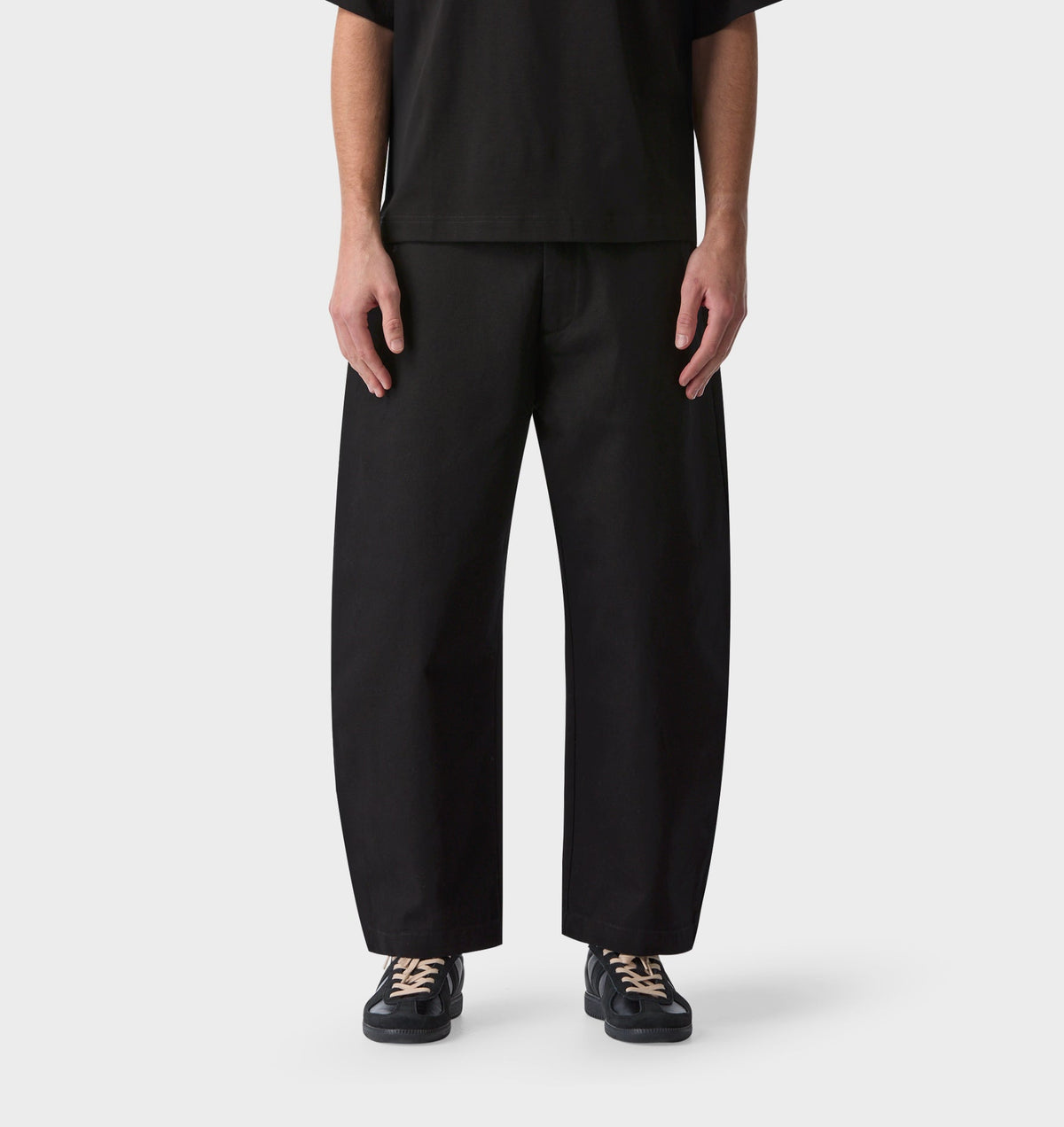 Barrel Leg Crop Pant - Black