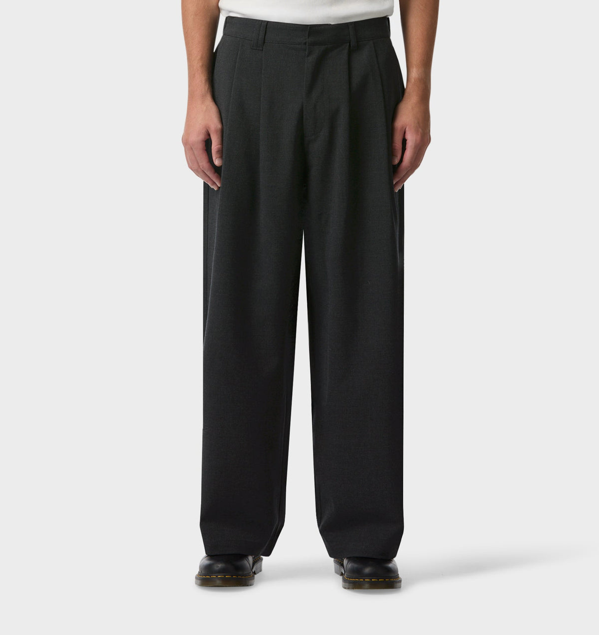 Albert Pleated Pant - Charcoal