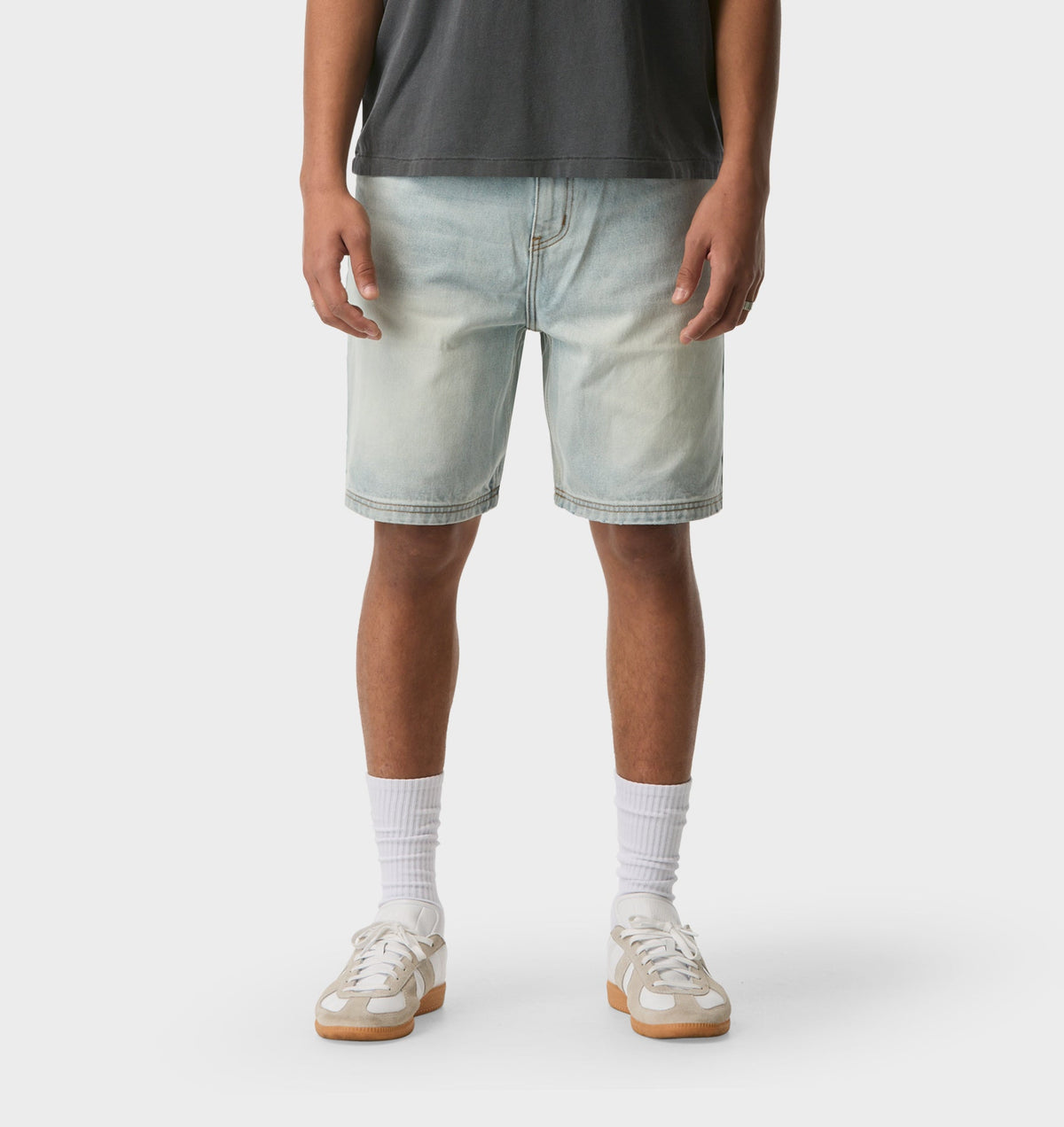 Clean Carpenter Short - Light Vintage Blue