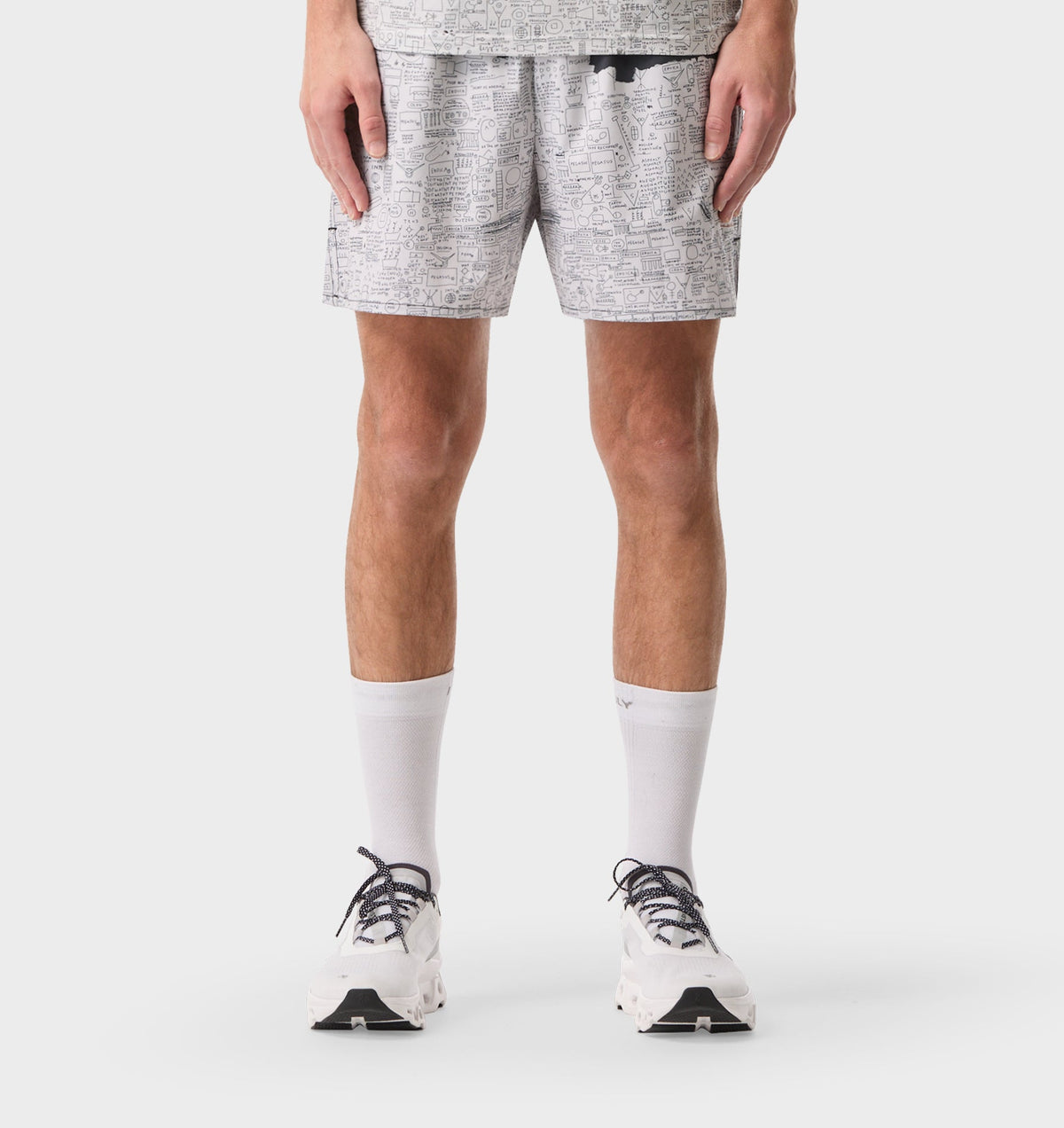 Basquiat Pegasus Active 5 Inch Core Short - Off White / Charcoal
