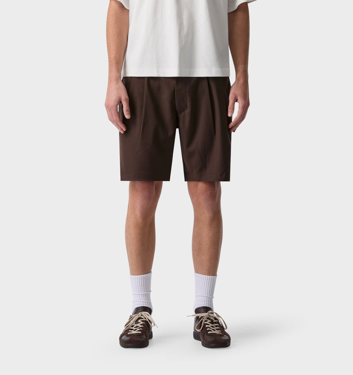 Quincy Pleated Short - Espresso
