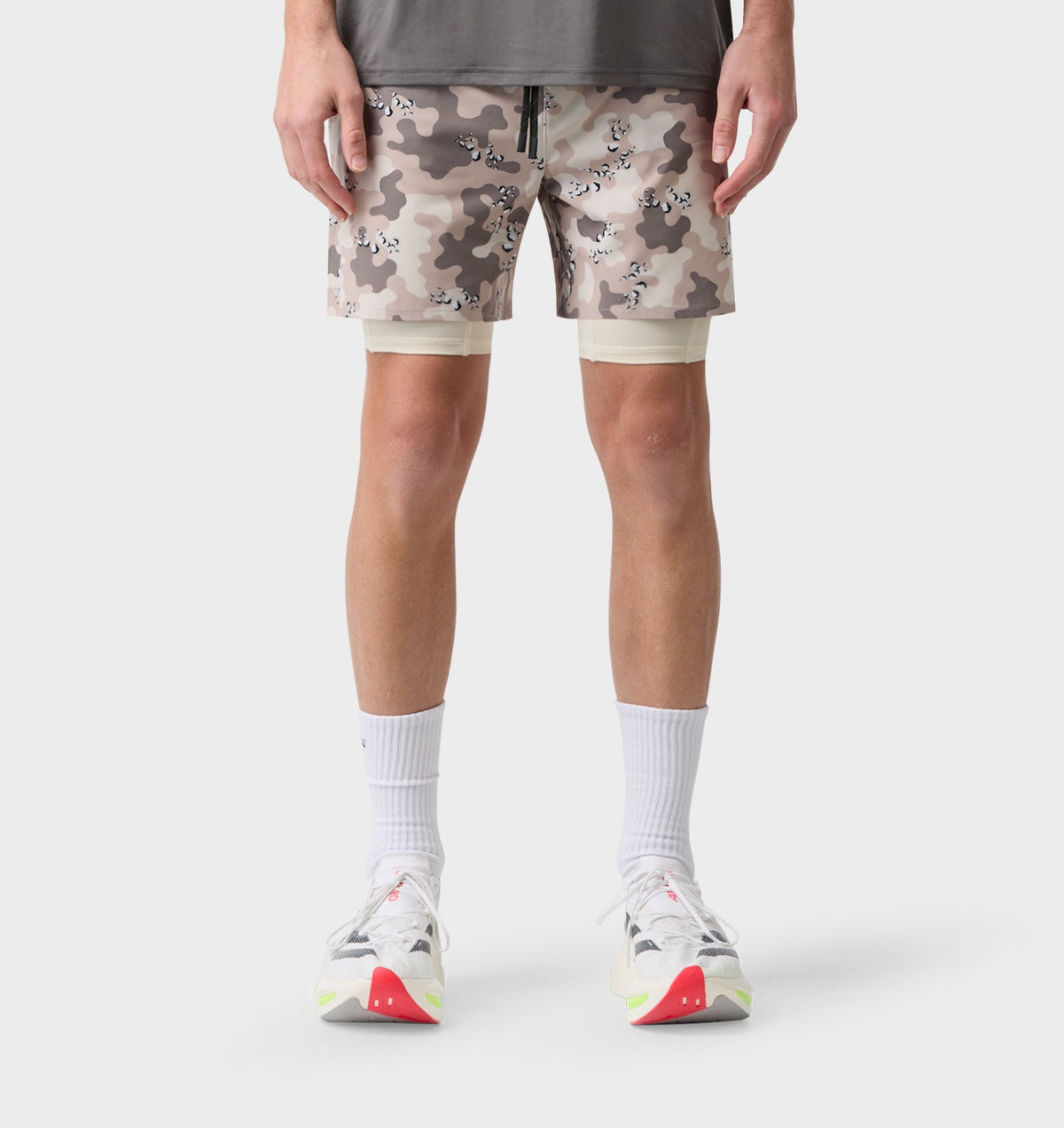 Performance 2 in 1 Short - Desert Camo