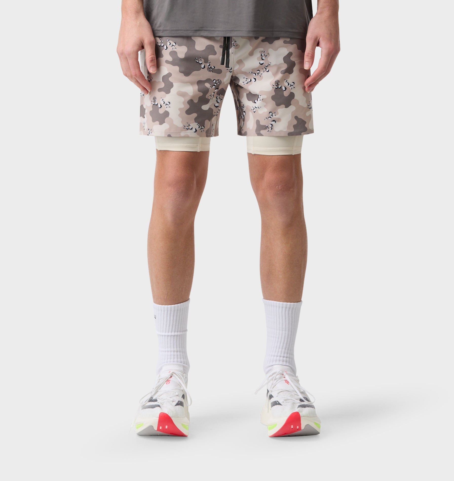 Performance 2 in 1 Short - Desert Camo