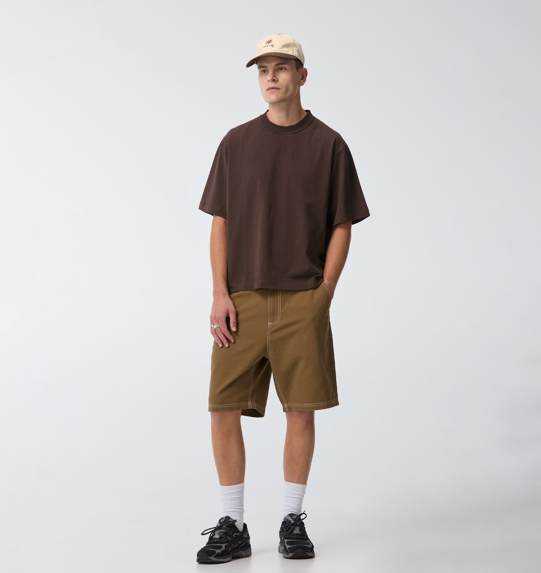 Canvas Clean Carpenter Short - Walnut