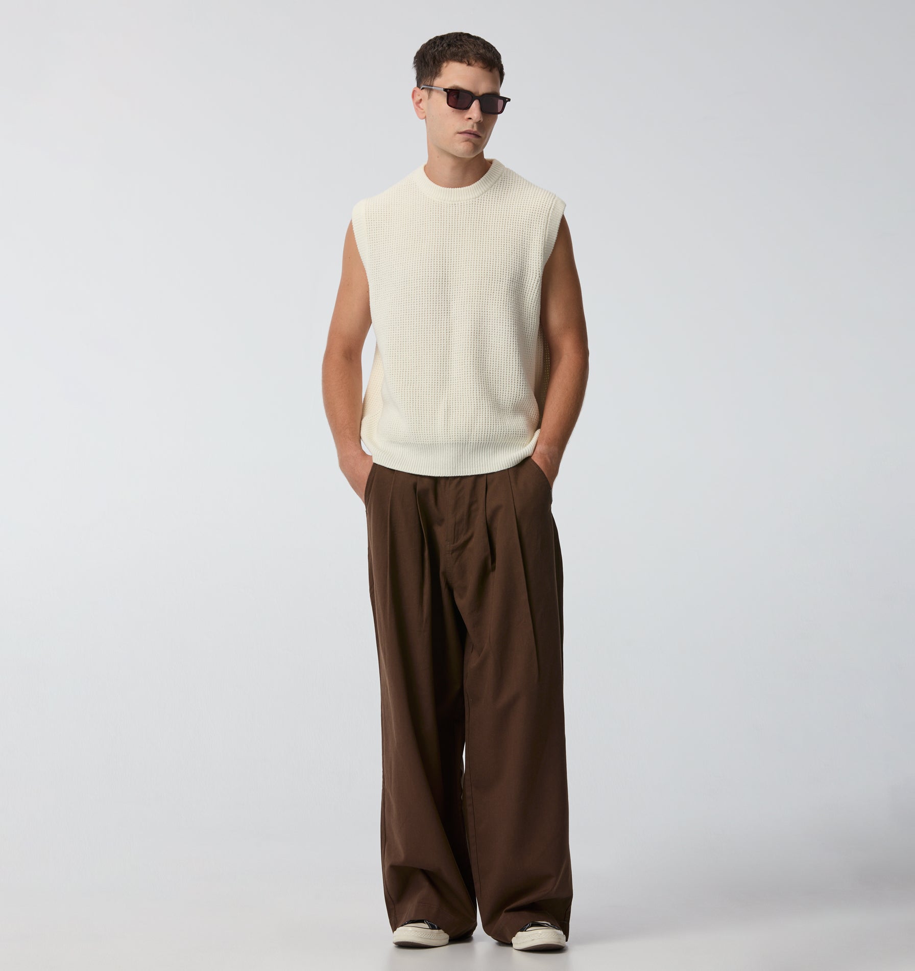 Knit Crew Vest - Off White