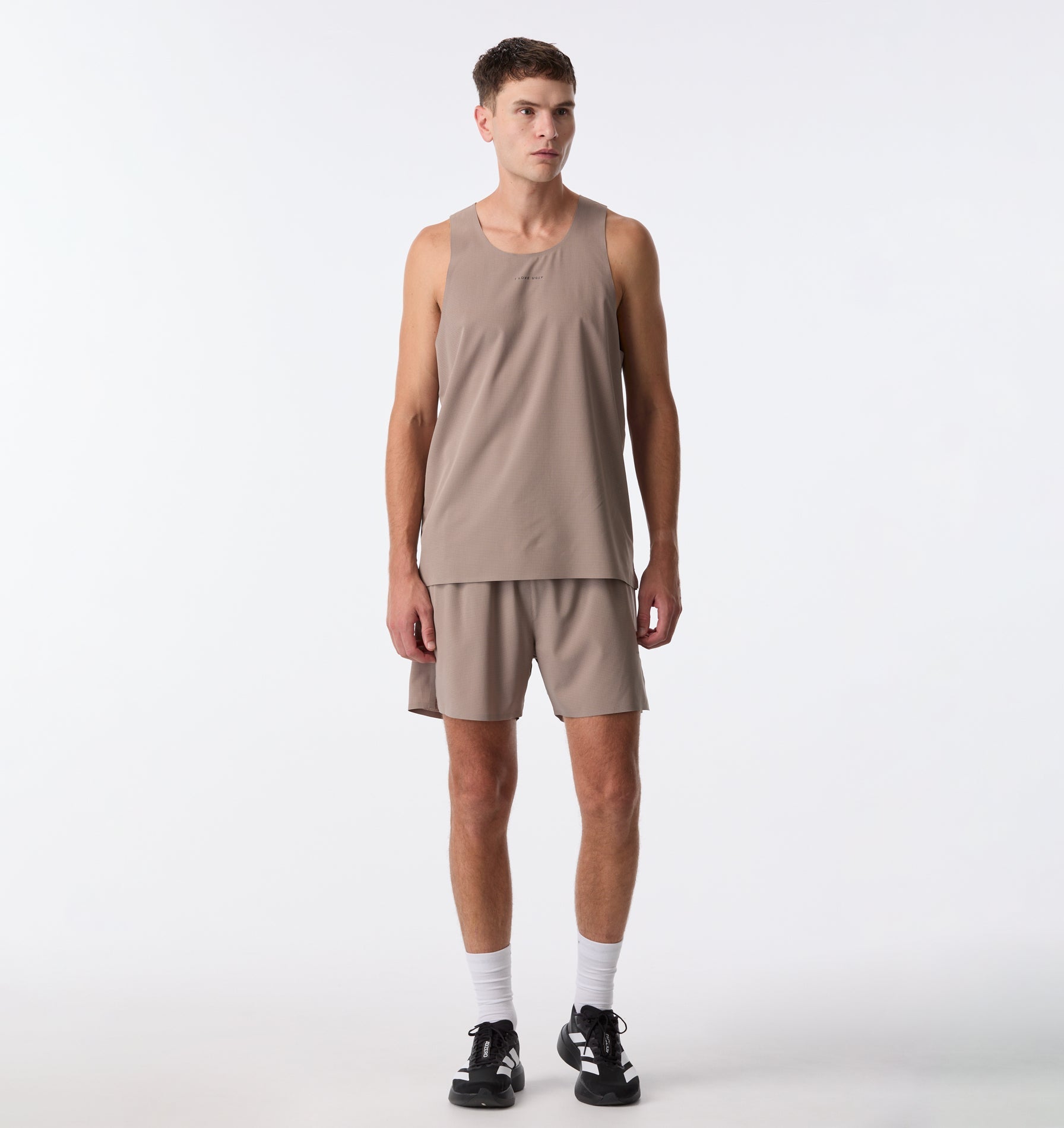 Active 4.5 Inch Run Short - Mushroom
