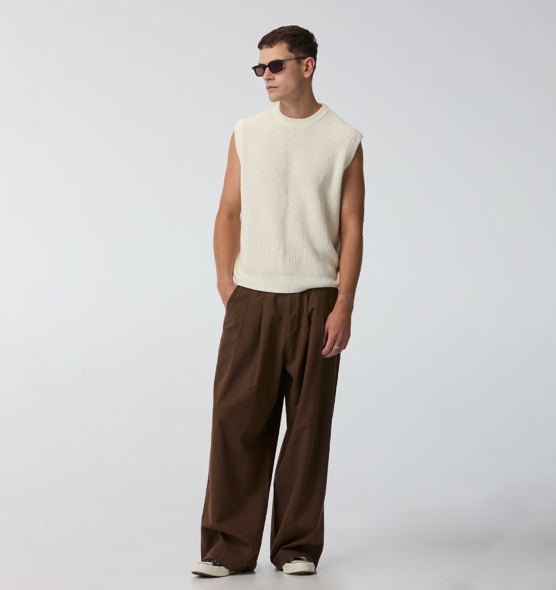Otto Pleated Pant - Dark Brown