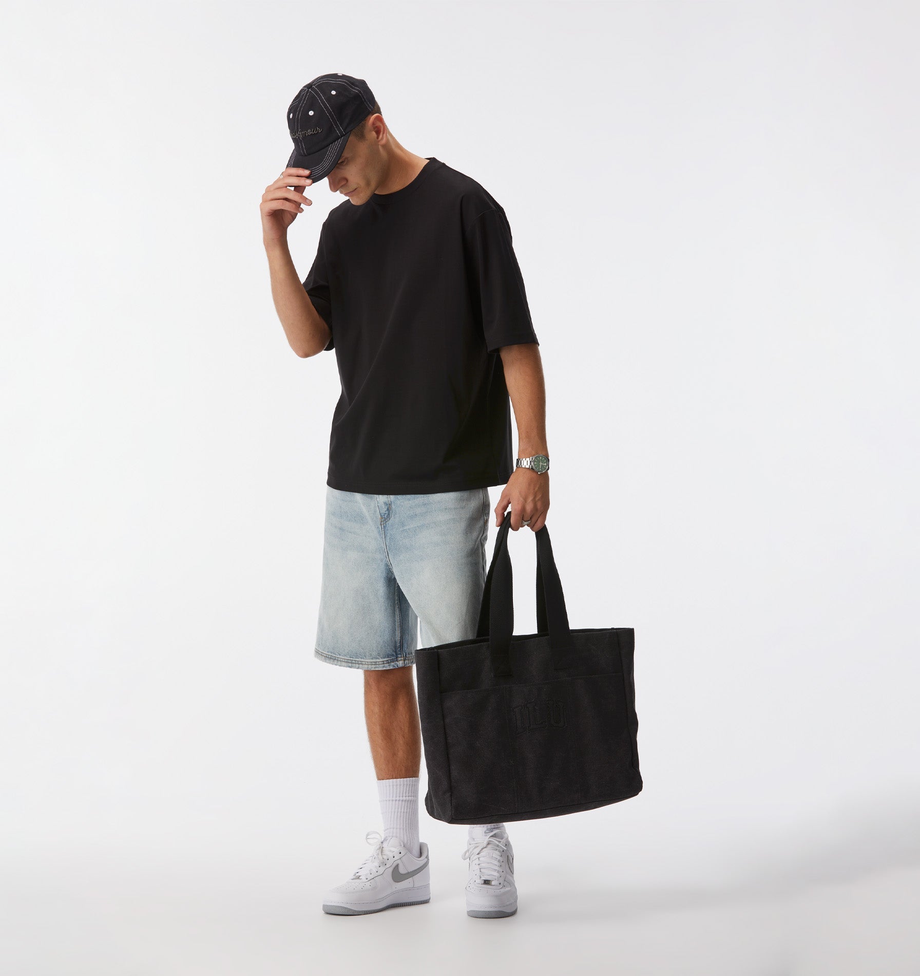 Isaac Oversized Tee - Black