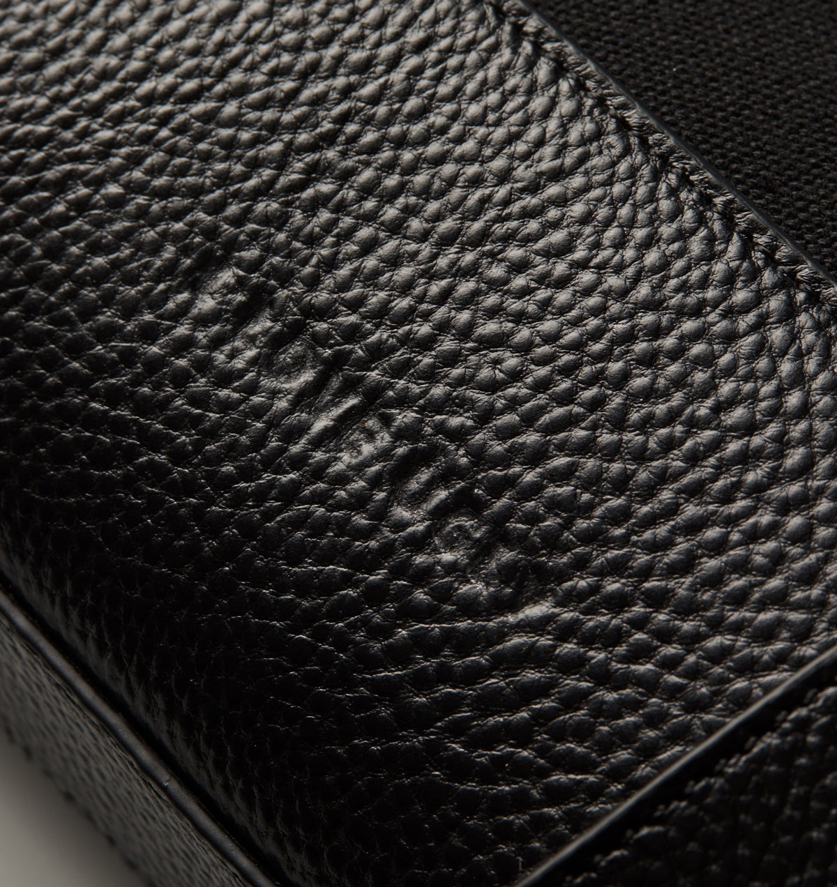 Arlo Leather Crossbody Bag - Black