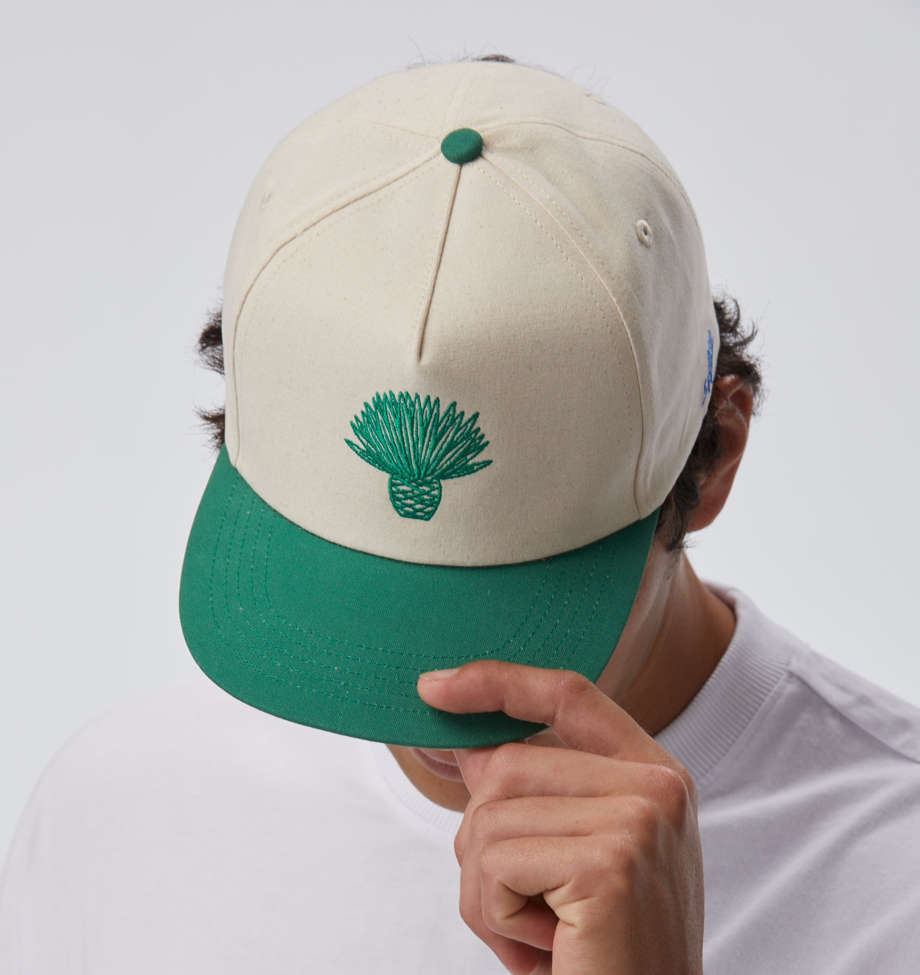 ILU X Alba Luca Cap - Off White/Forest Green