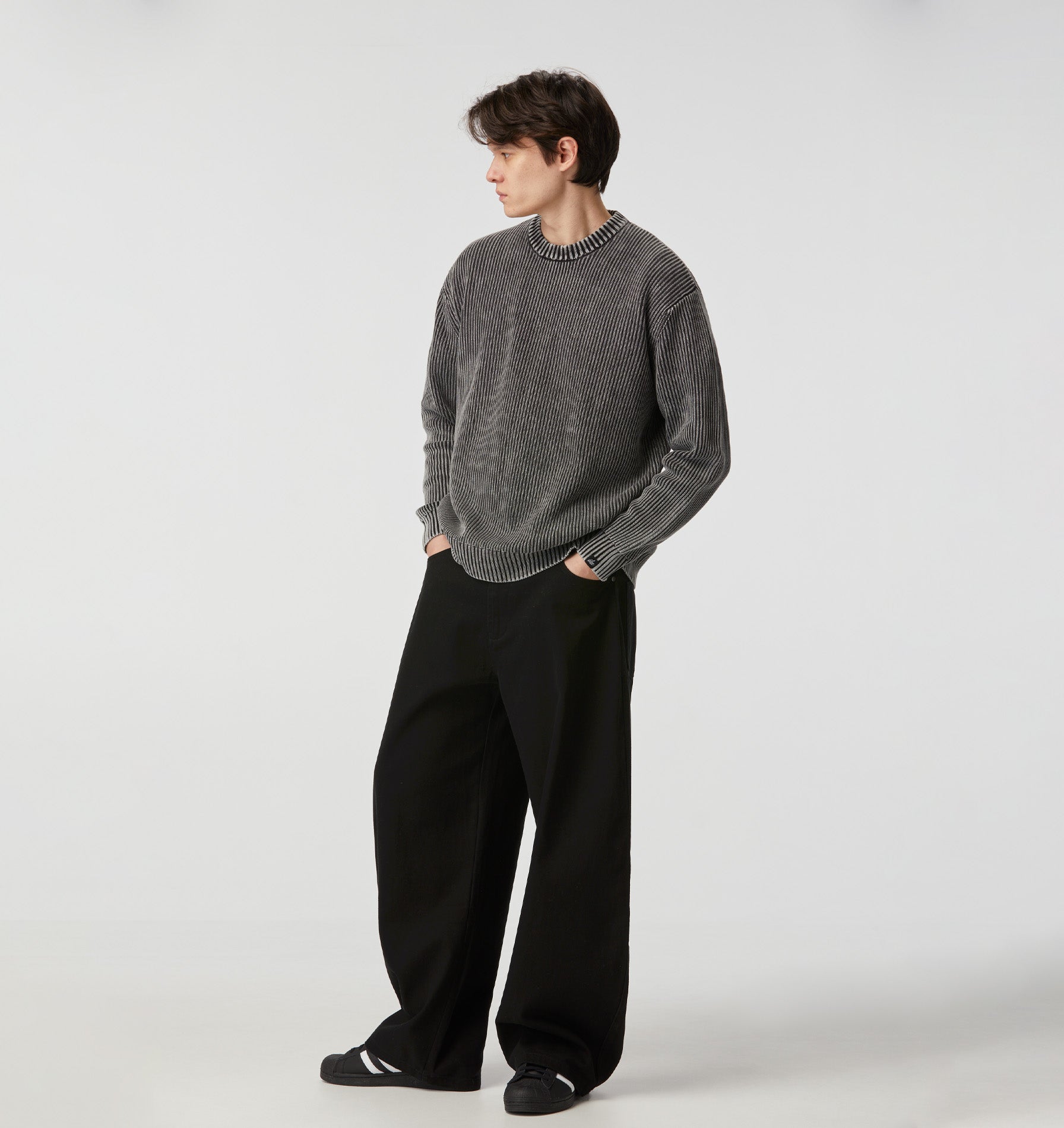 Acid Wash Knit Crew - Acid Black
