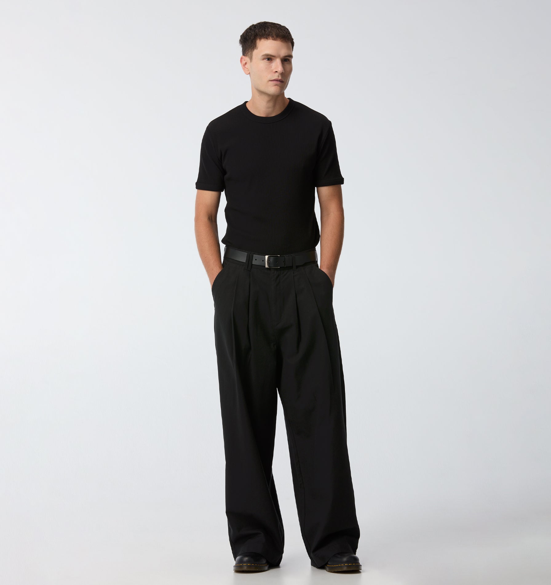 Ribbed Slim Tee - Black