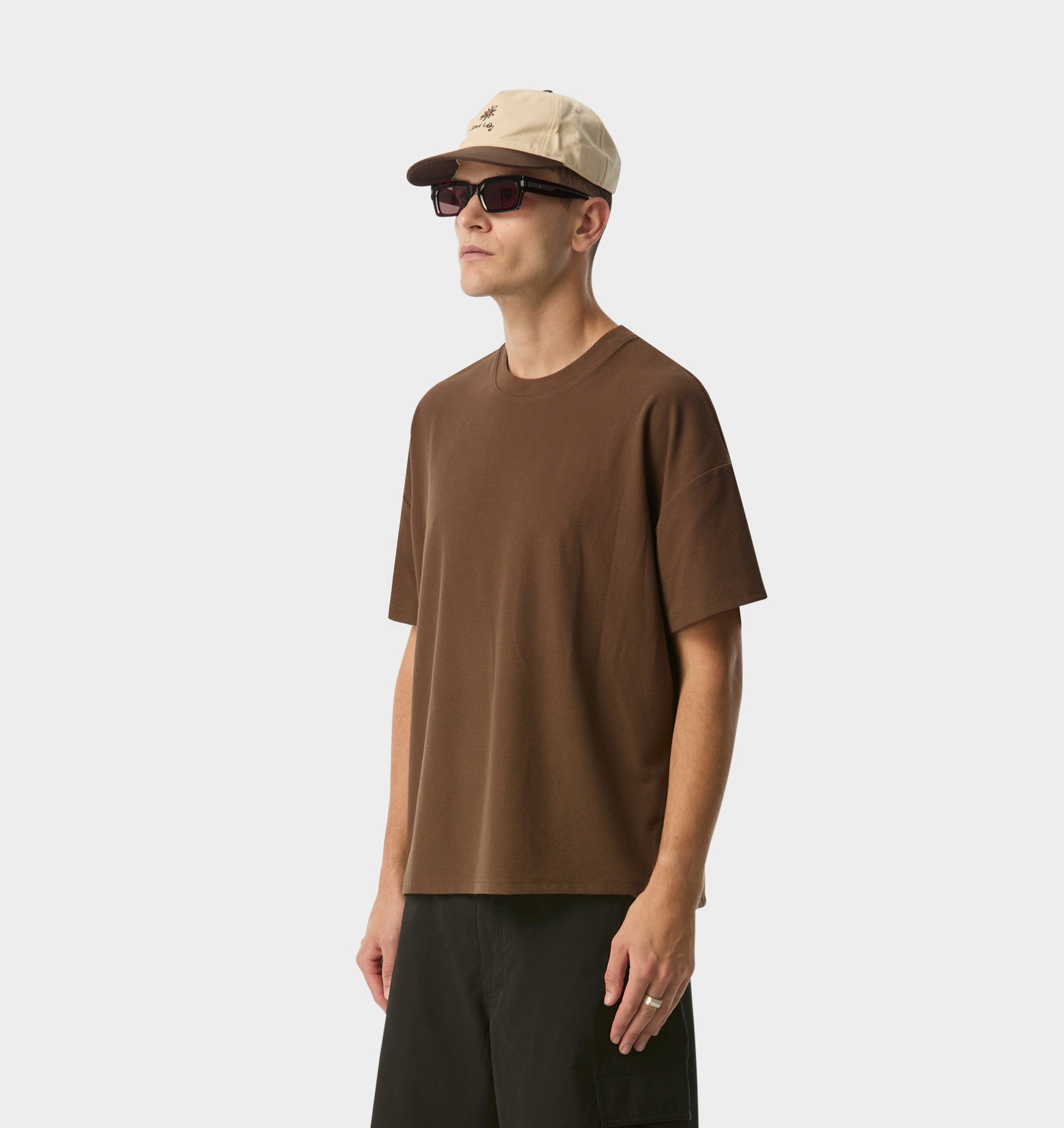 Waffle Lewi Tee - Mocha