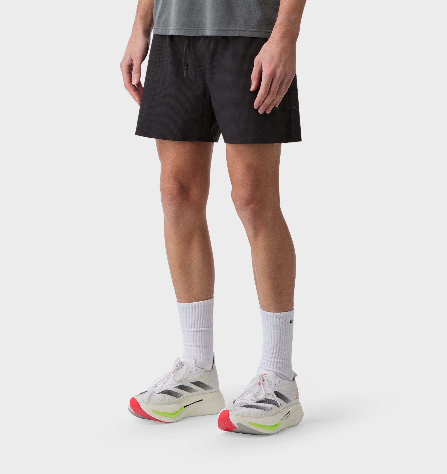 Performance 4.5 Inch Run Short - Black