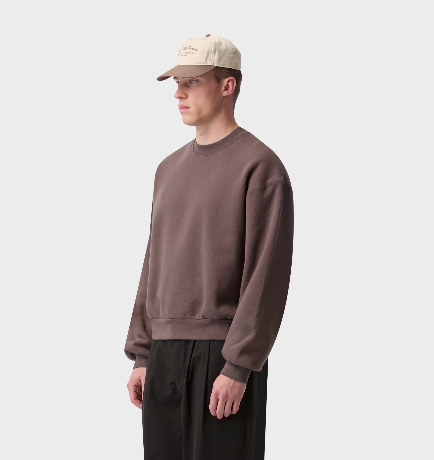 Heavy Box Crop Crew - Dusky Brown