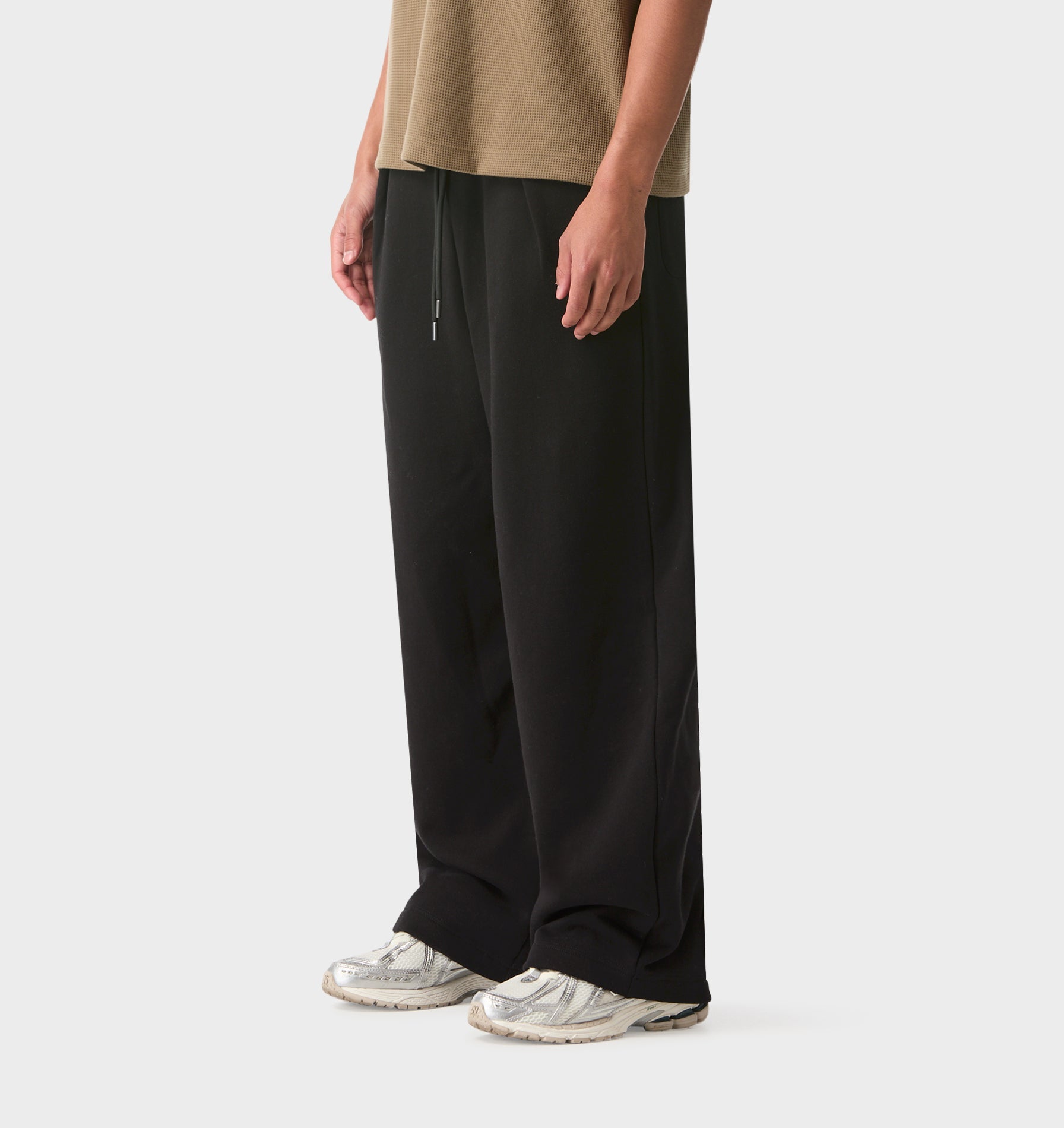 Balloon Trackie - Black