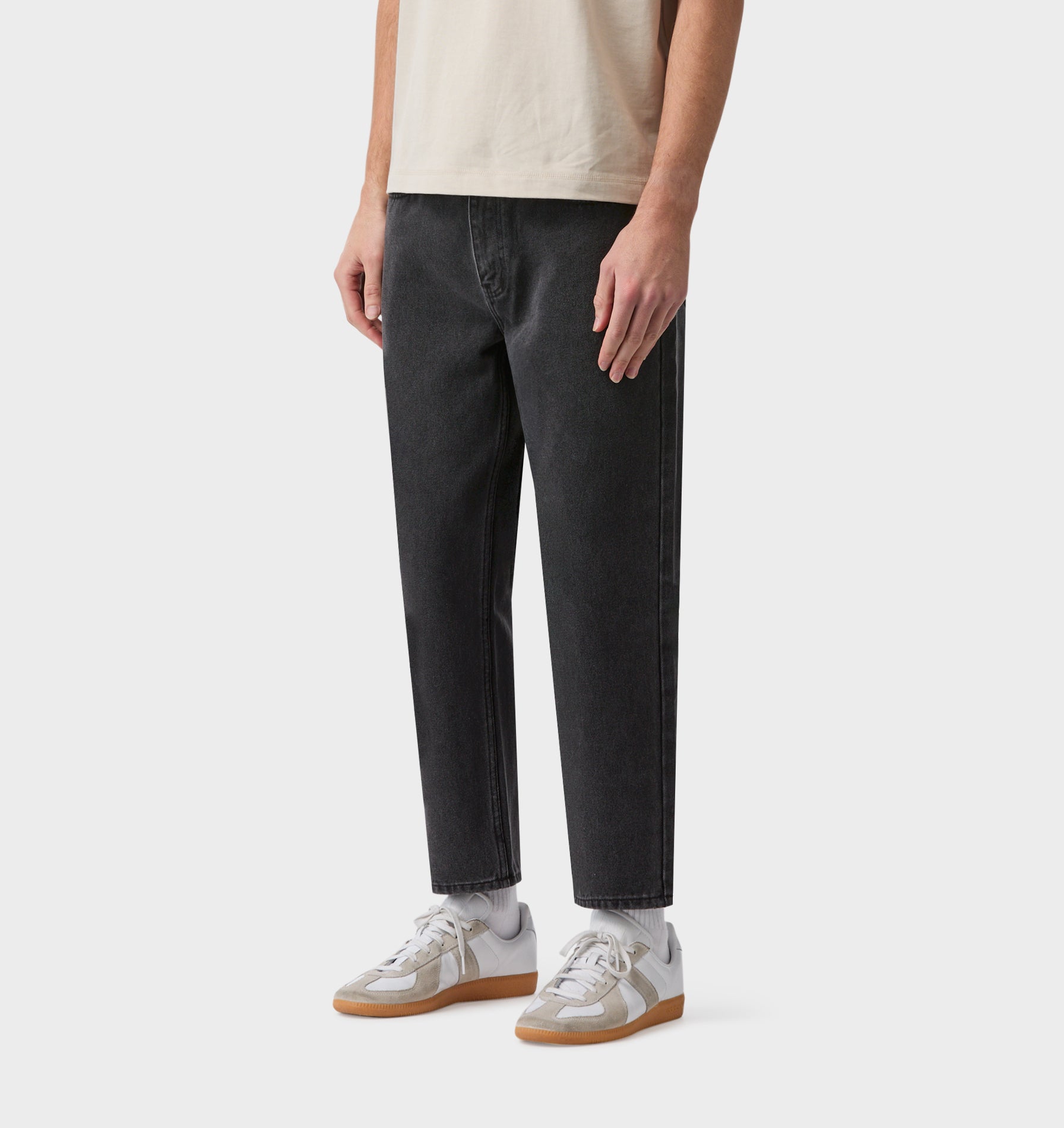 Cropped 90s Denim - Washed Black