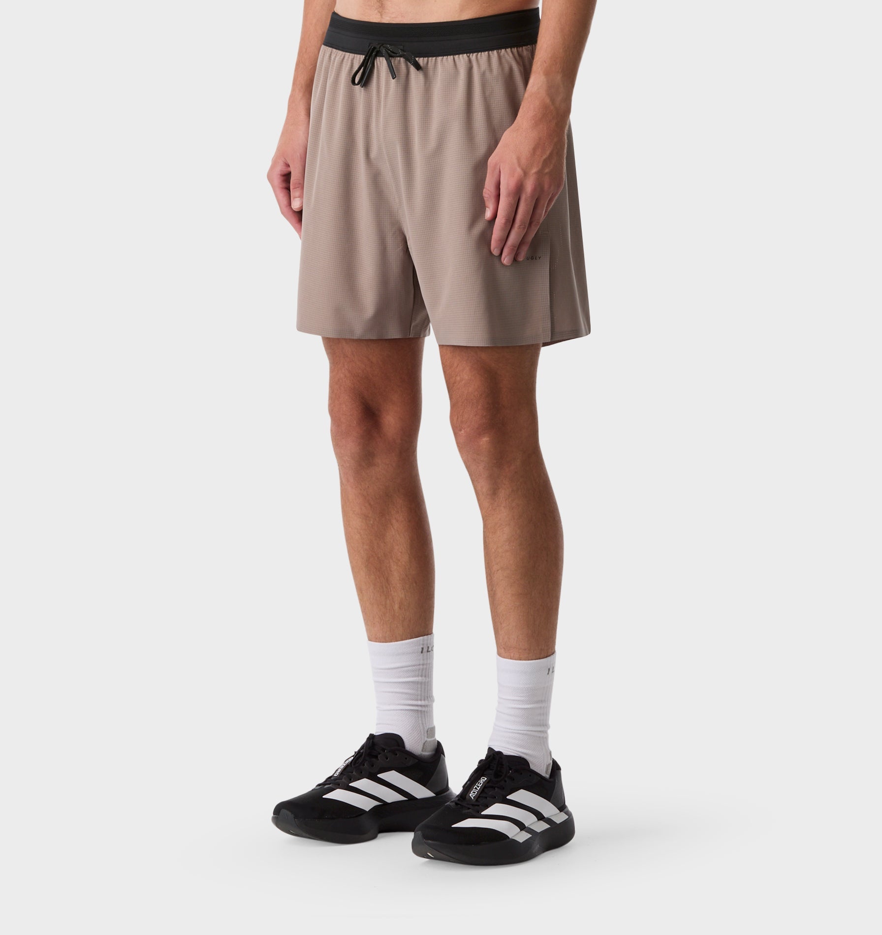 Active 4.5 Inch Run Short - Mushroom