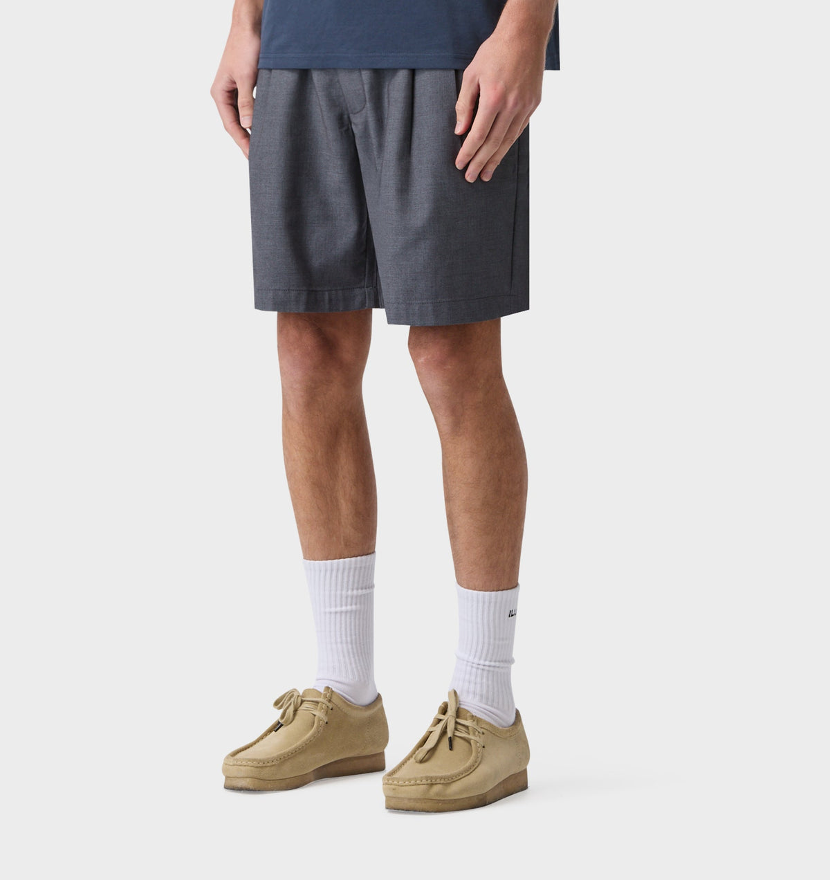 Quincy Pleated Short - Charcoal