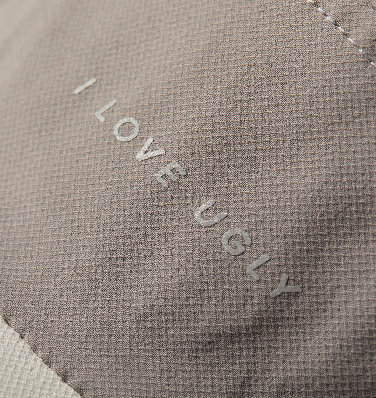 Active Crop Cap - Off White/Grey