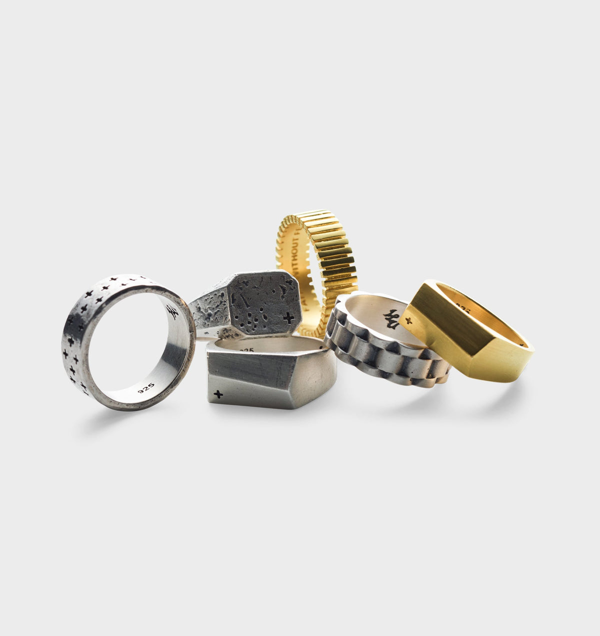 Ribbed Band Ring - 18K Gold Hamilton