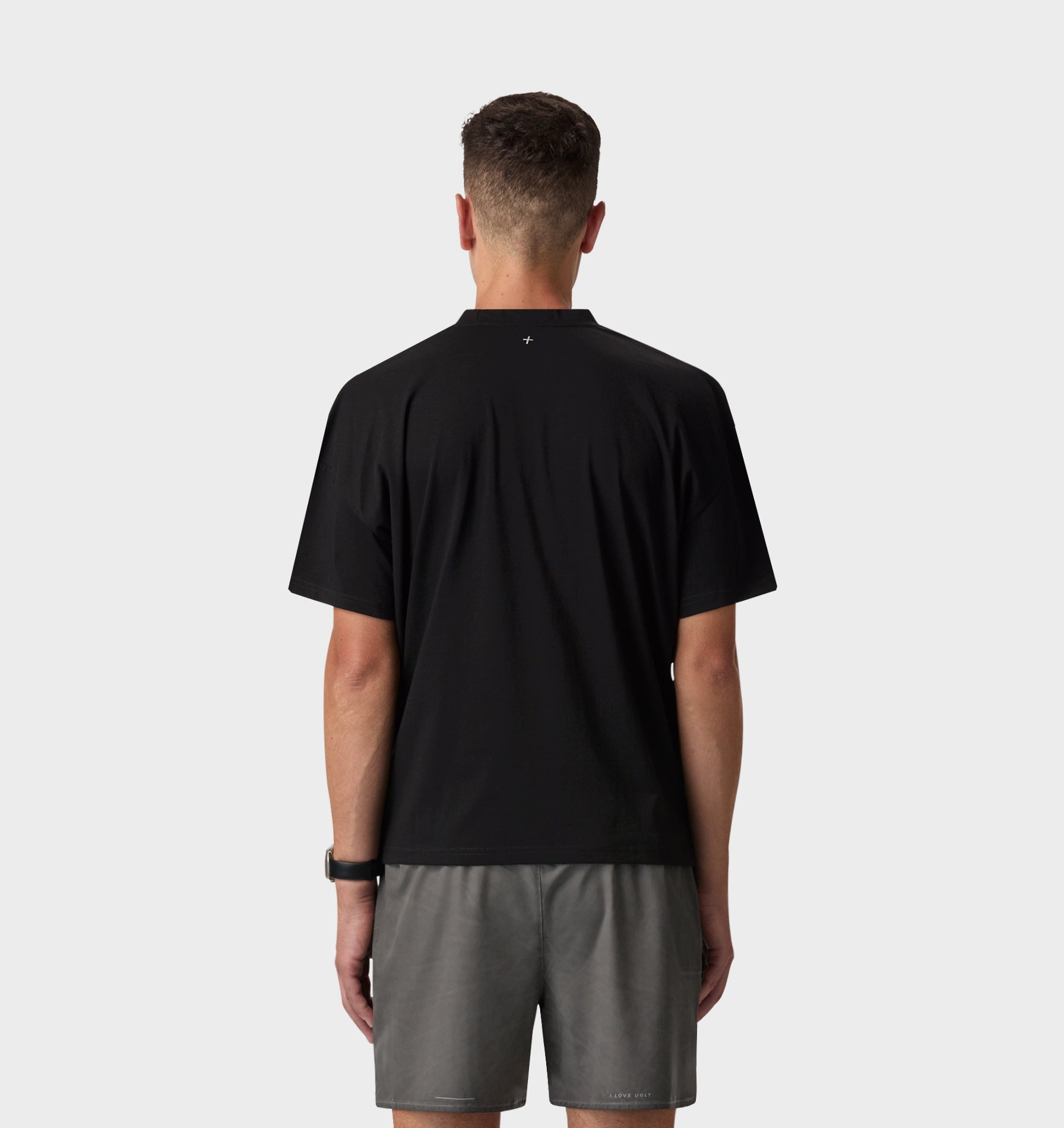 Liquid Metal Active Crop Tee - Black