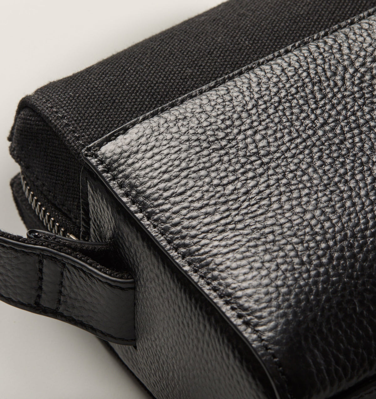 Arlo Leather Crossbody Bag - Black
