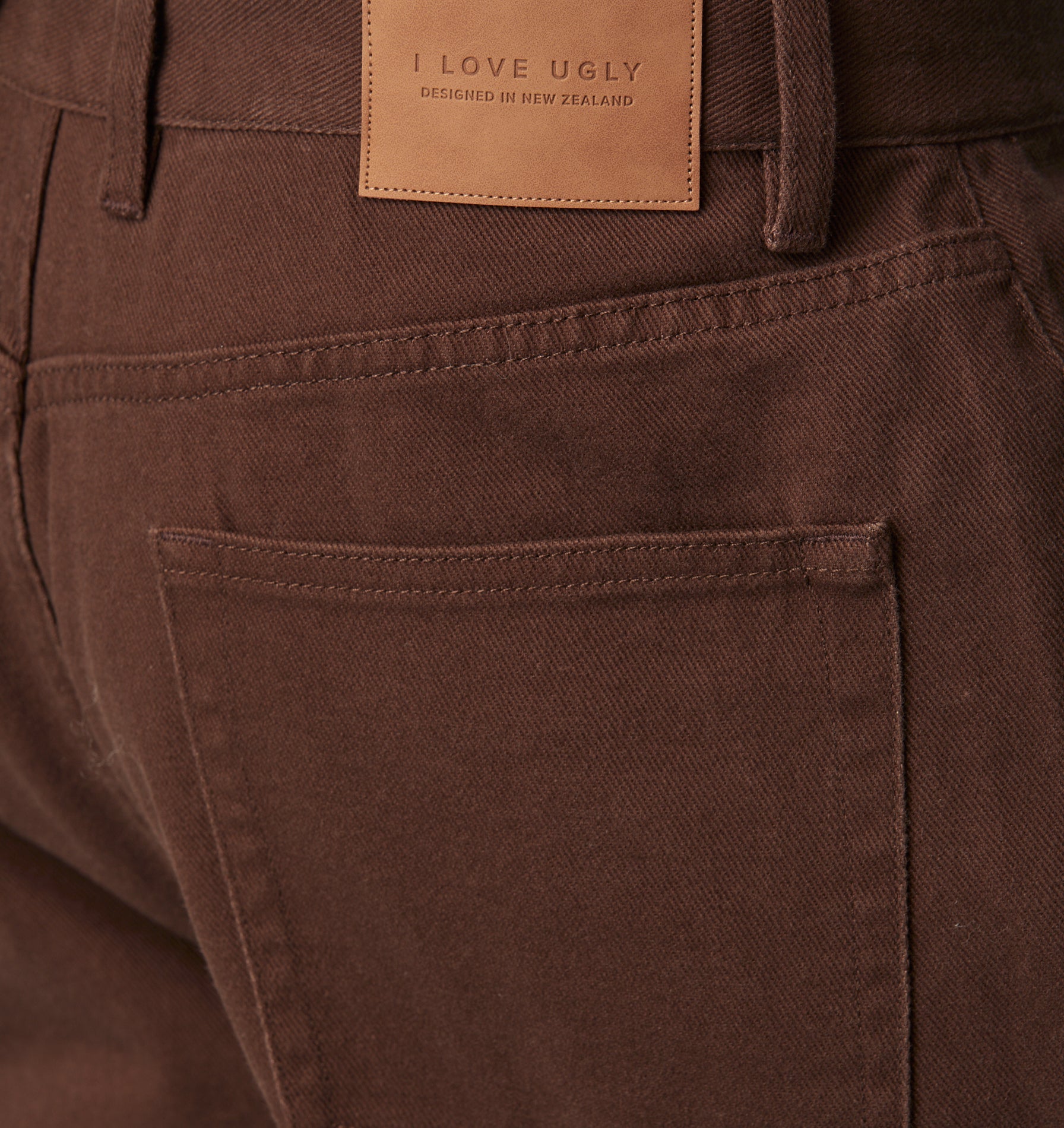 Cropped 90s Denim - Dark Brown