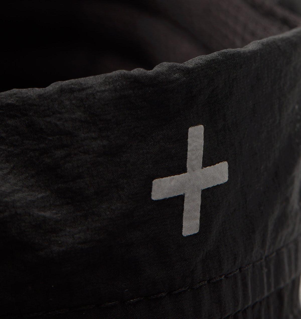 Active 5 Panel Cap - Black Crinkle