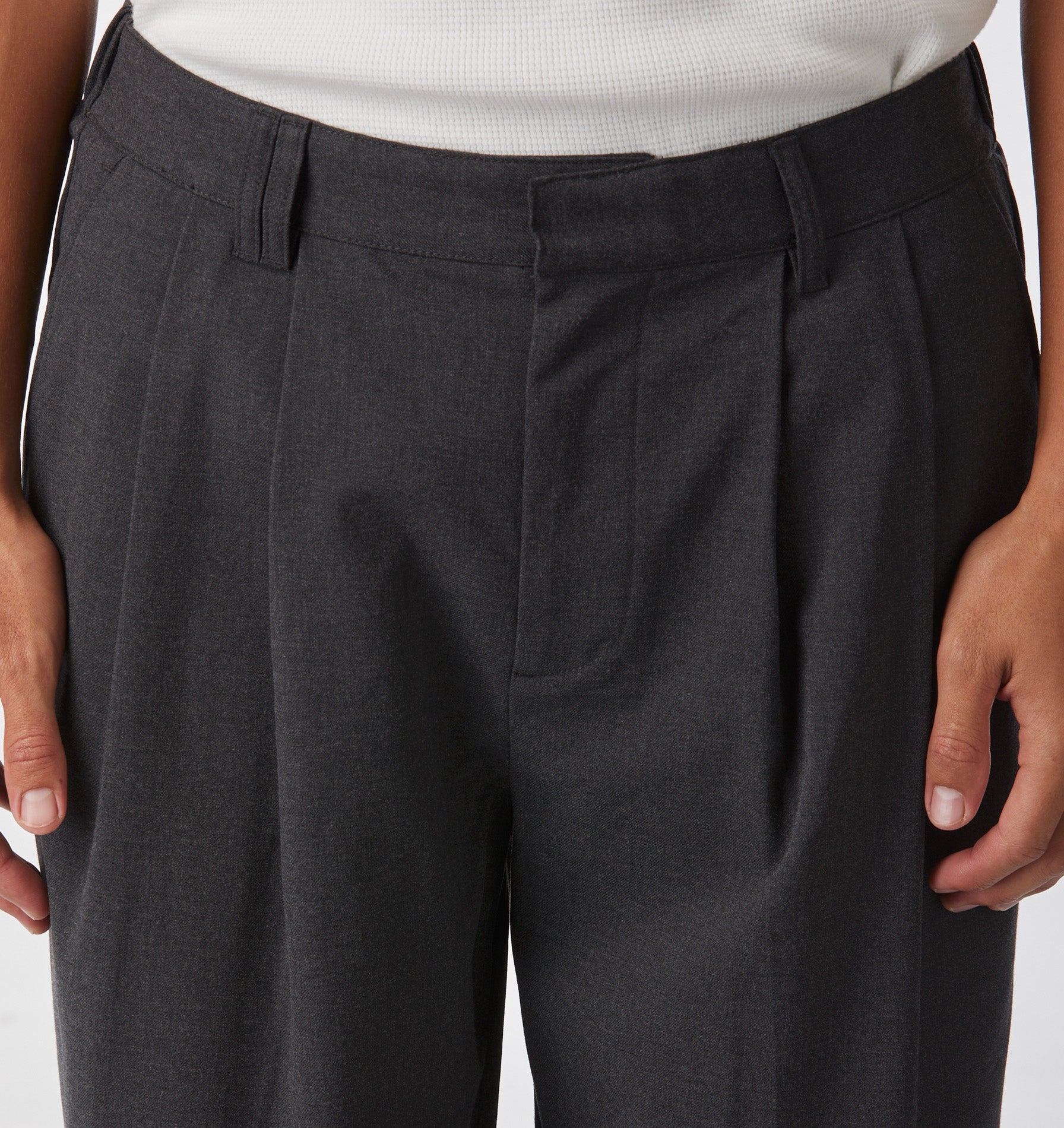 Albert Pleated Pant - Charcoal