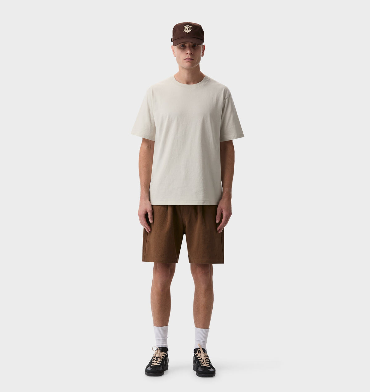 Linen Michael Pleat Short - Coffee Bean