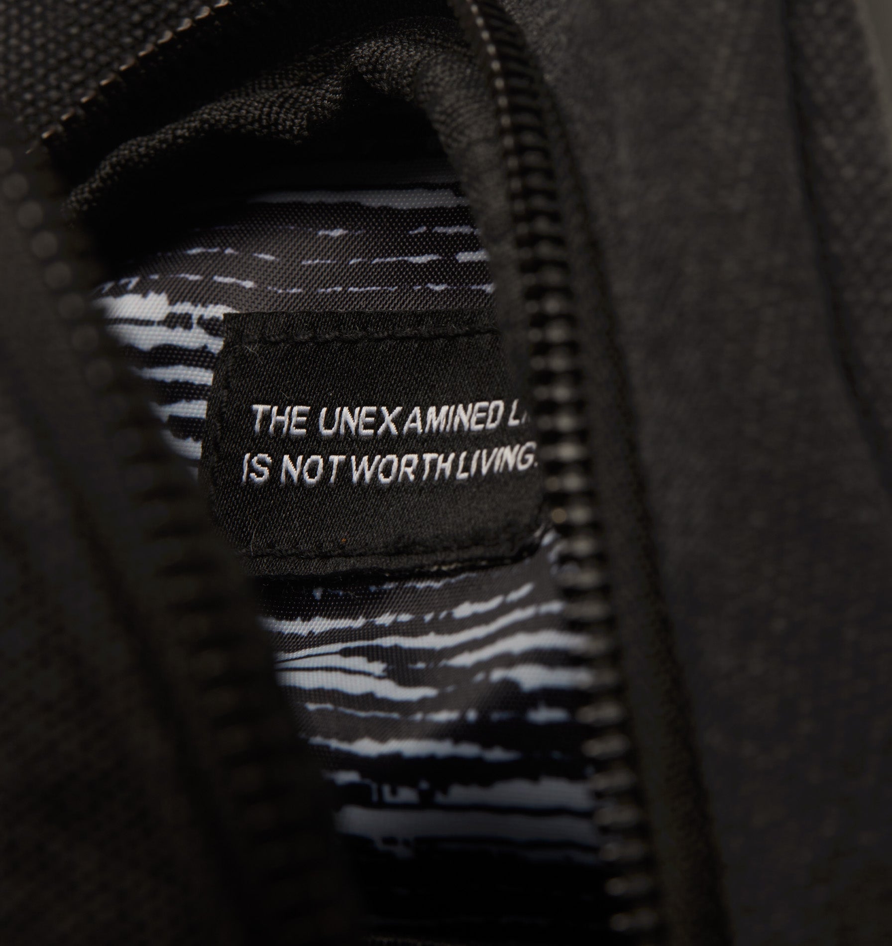 Aziel Sling Bag - Black