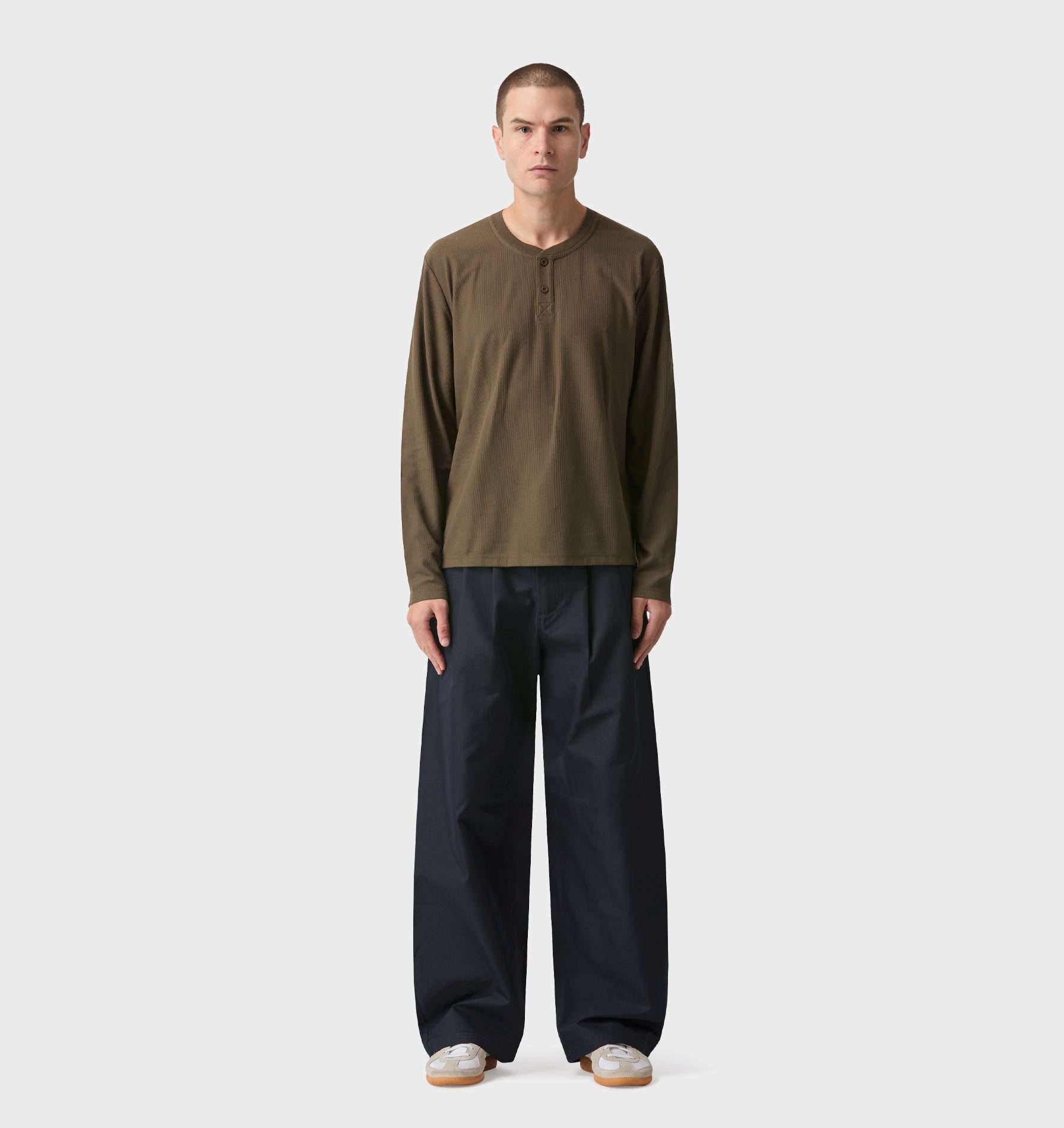 Henley L/S Tee - Olive