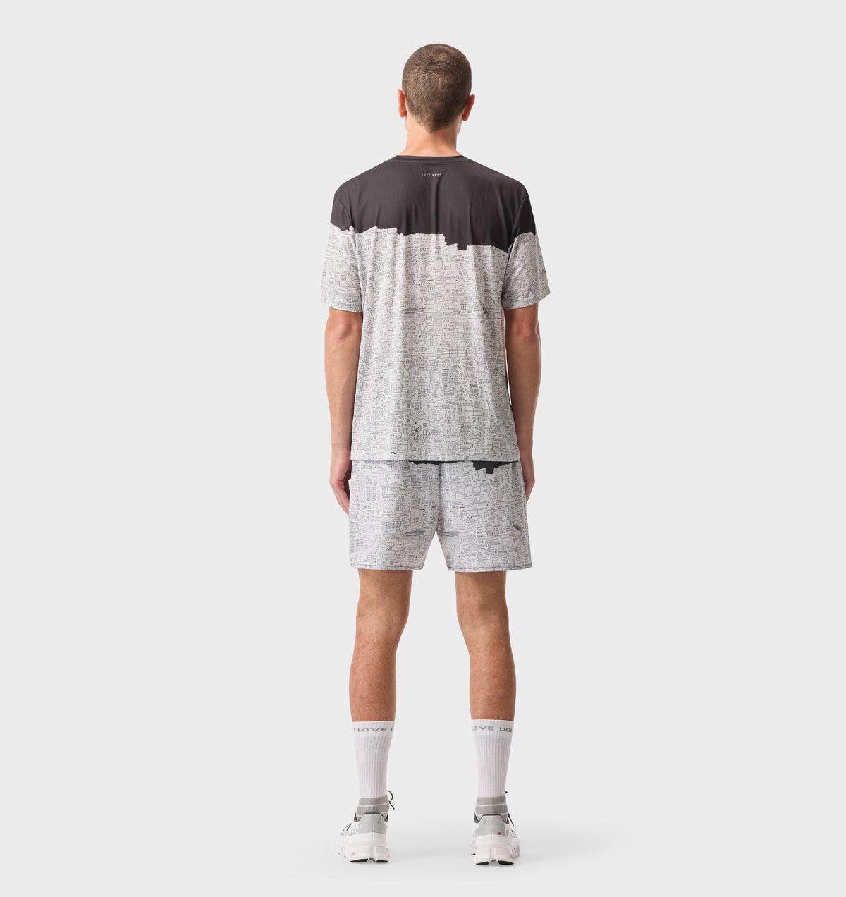 Basquiat Pegasus Active 5 Inch Core Short - Off White / Charcoal