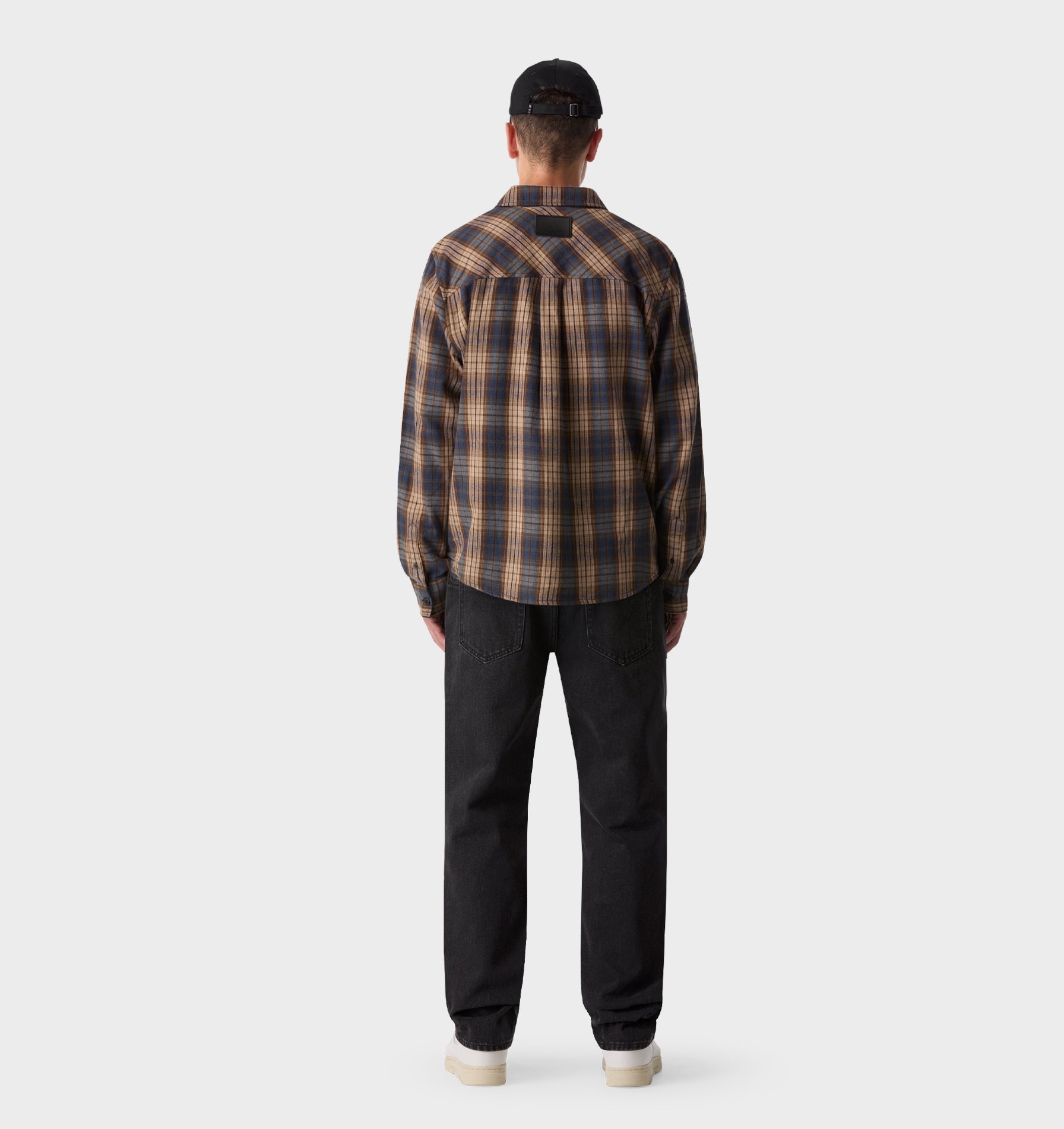 Tobi Straight Denim - Washed Black