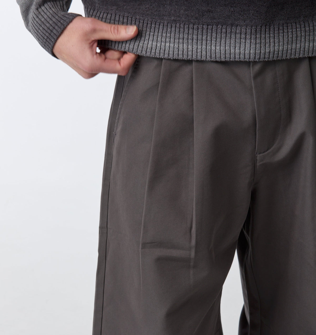 Balloon Pleat Pant - Charcoal Grey