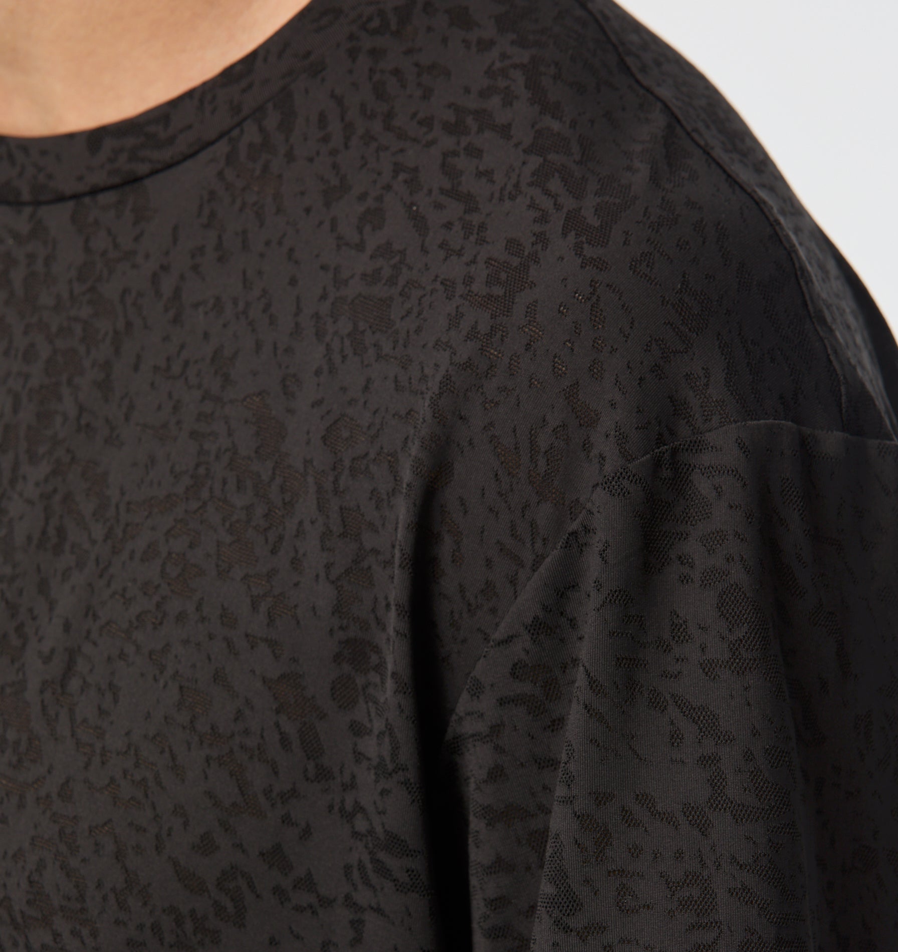 Active Classic Tee - Black Lace