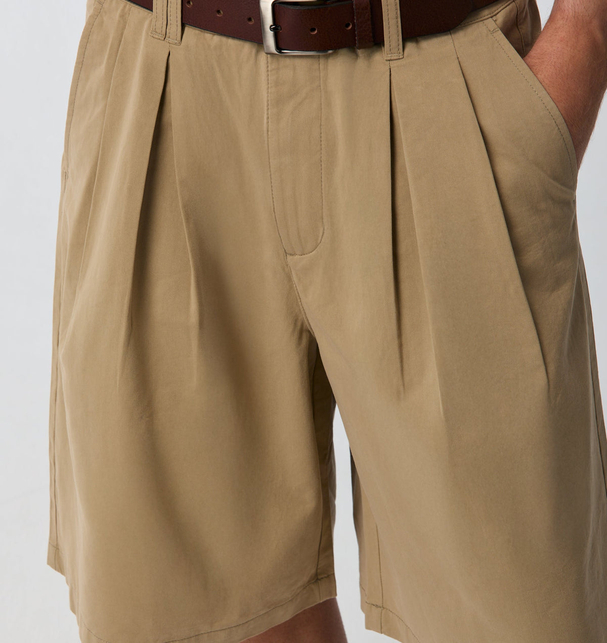 Wide Pleat Short - Sandstone