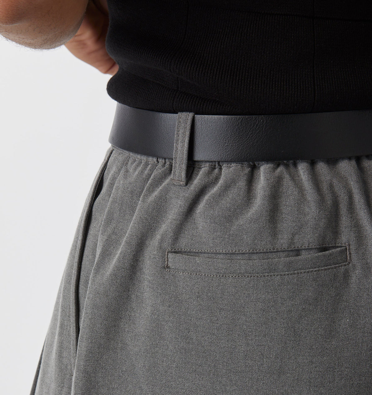 Alby Pleated Short - Grey Marle