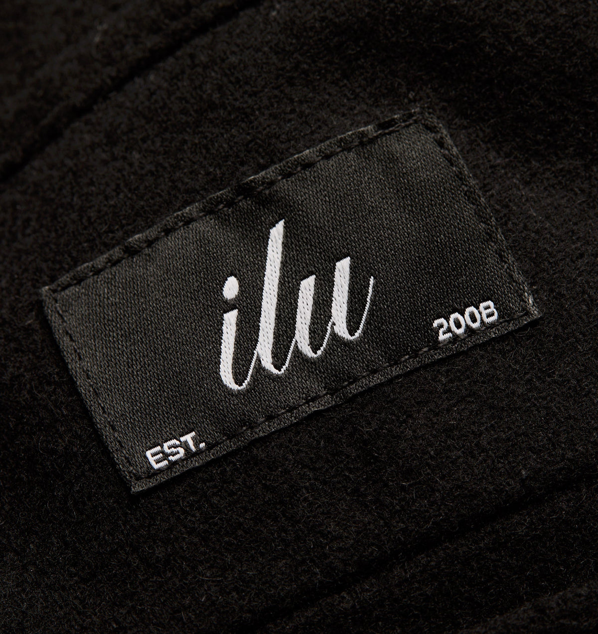 Slim Kobe Pant - Regular - Black Wool