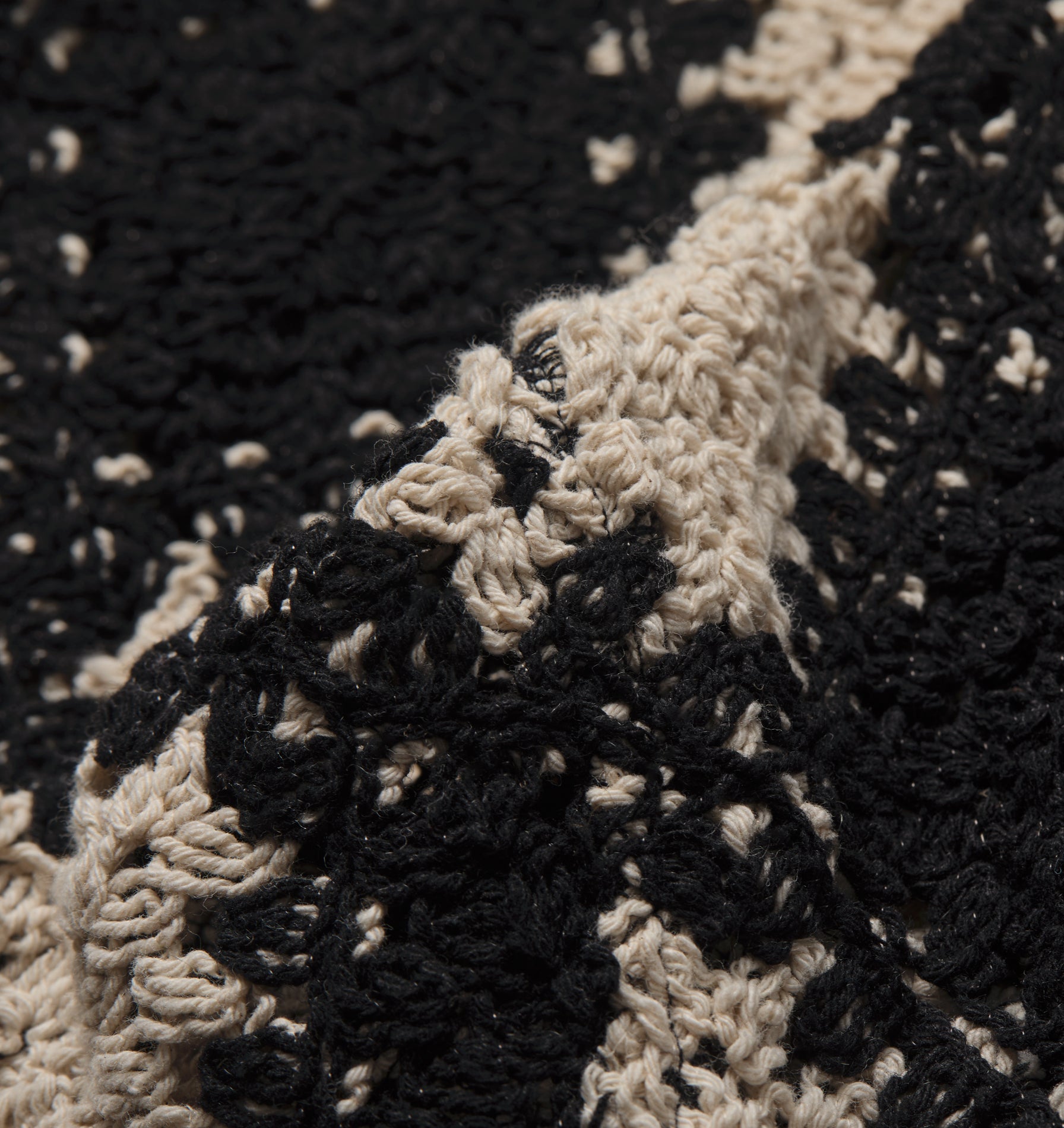 Crochet Box Cuban Collar SS Shirt - Off White/Black