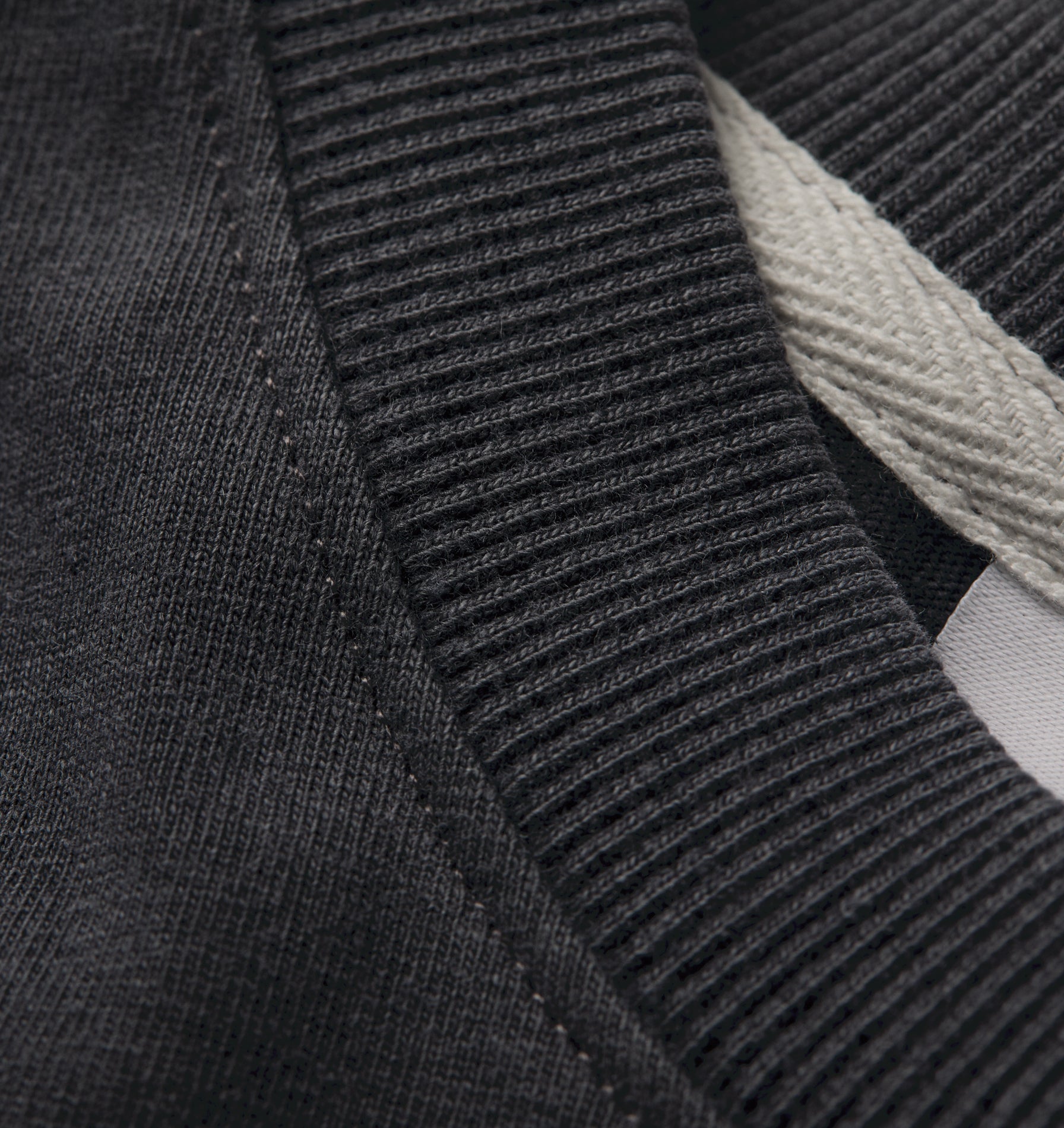 Lewi Tee - Washed Slate